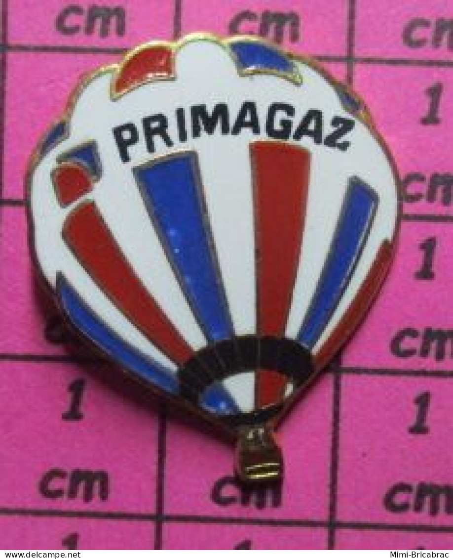 313C Pin's Pins / Beau Et Rare / MONTGOLFIERES / BALLON LIBRE TRICOLORE PRIMAGAZ - Airships