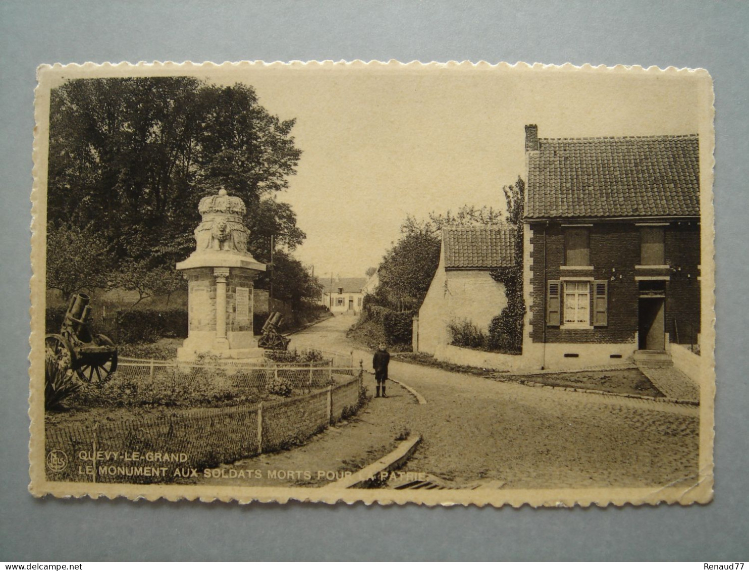 Quévy Le Grand - Le Monument Aux Soldats Morts Pour La Patrie - Quévy