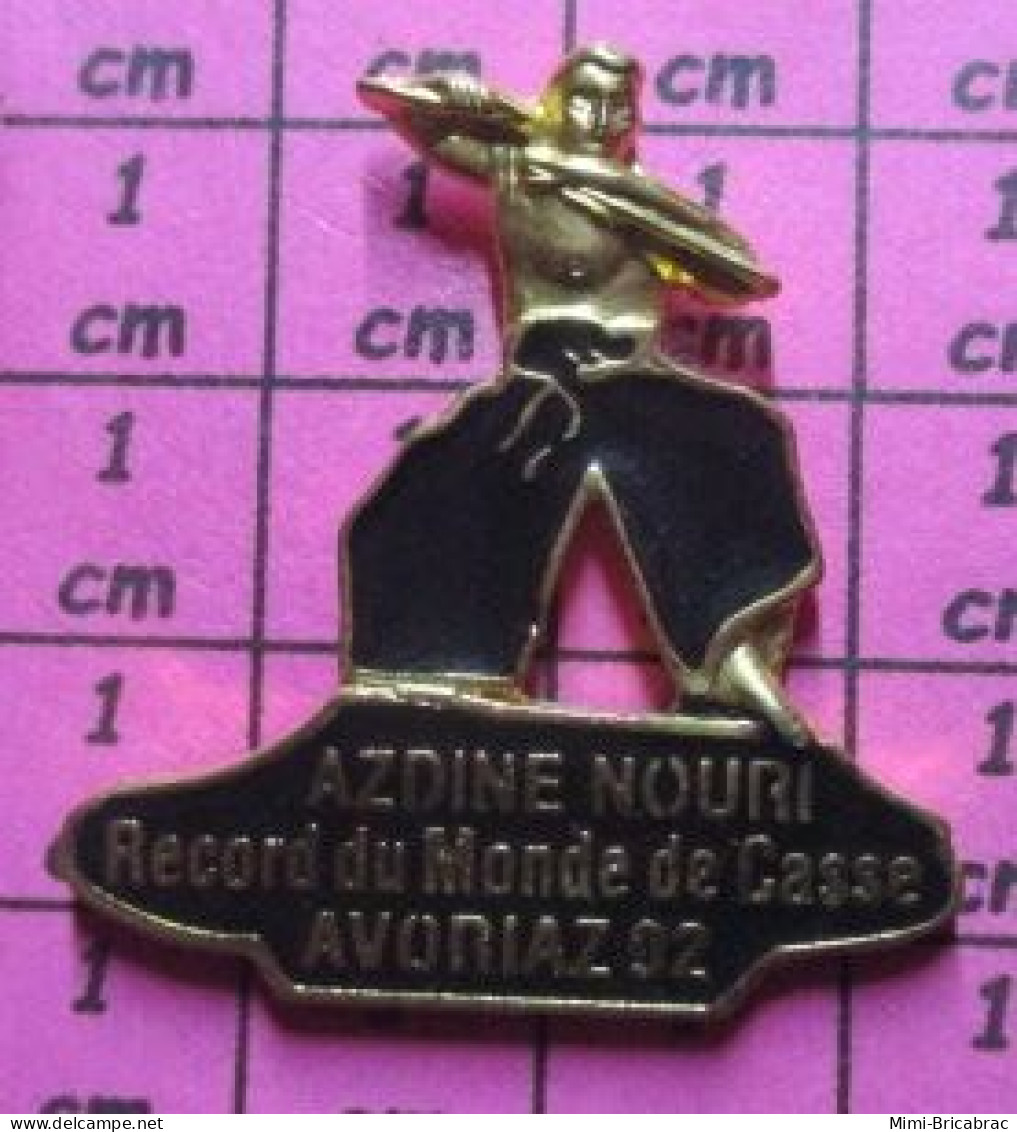 211B Pin's Pins / Beau Et Rare / THEME SPORTS / Dans La Catégories Sports Idiots AZDINE NOURI RECORD DU MONDE DE CASSE - Judo