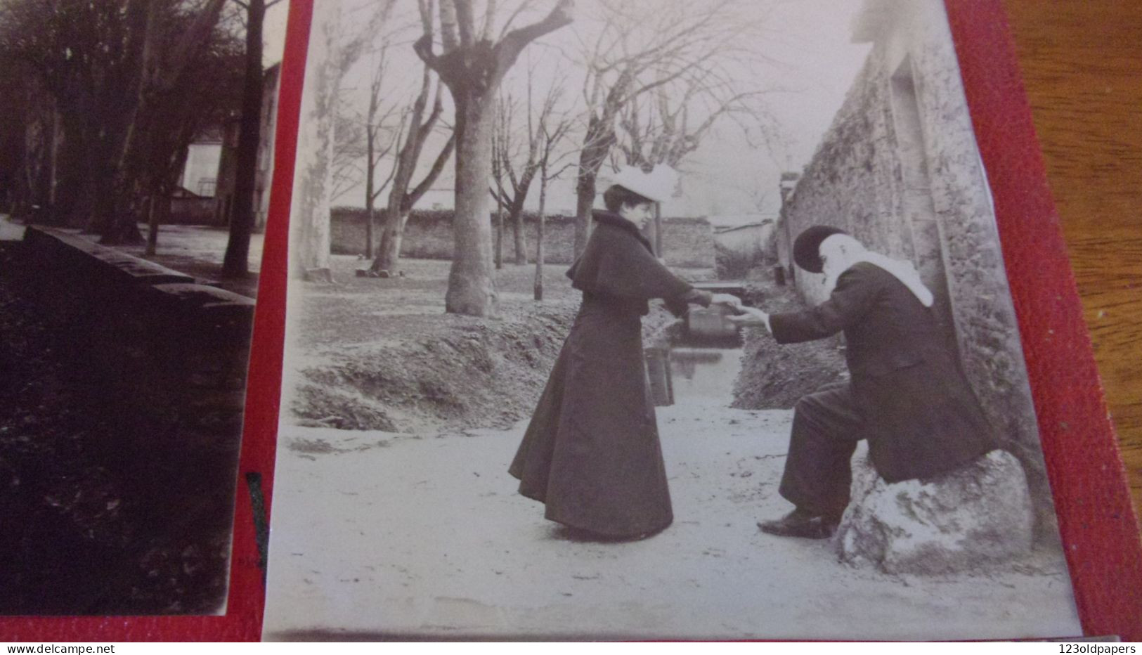 6 Photos 1900 DE FAMILLE CREMIEUX ISERE DONT MENDIANT AUMONE  PLACE PLATANES.. - Crémieu