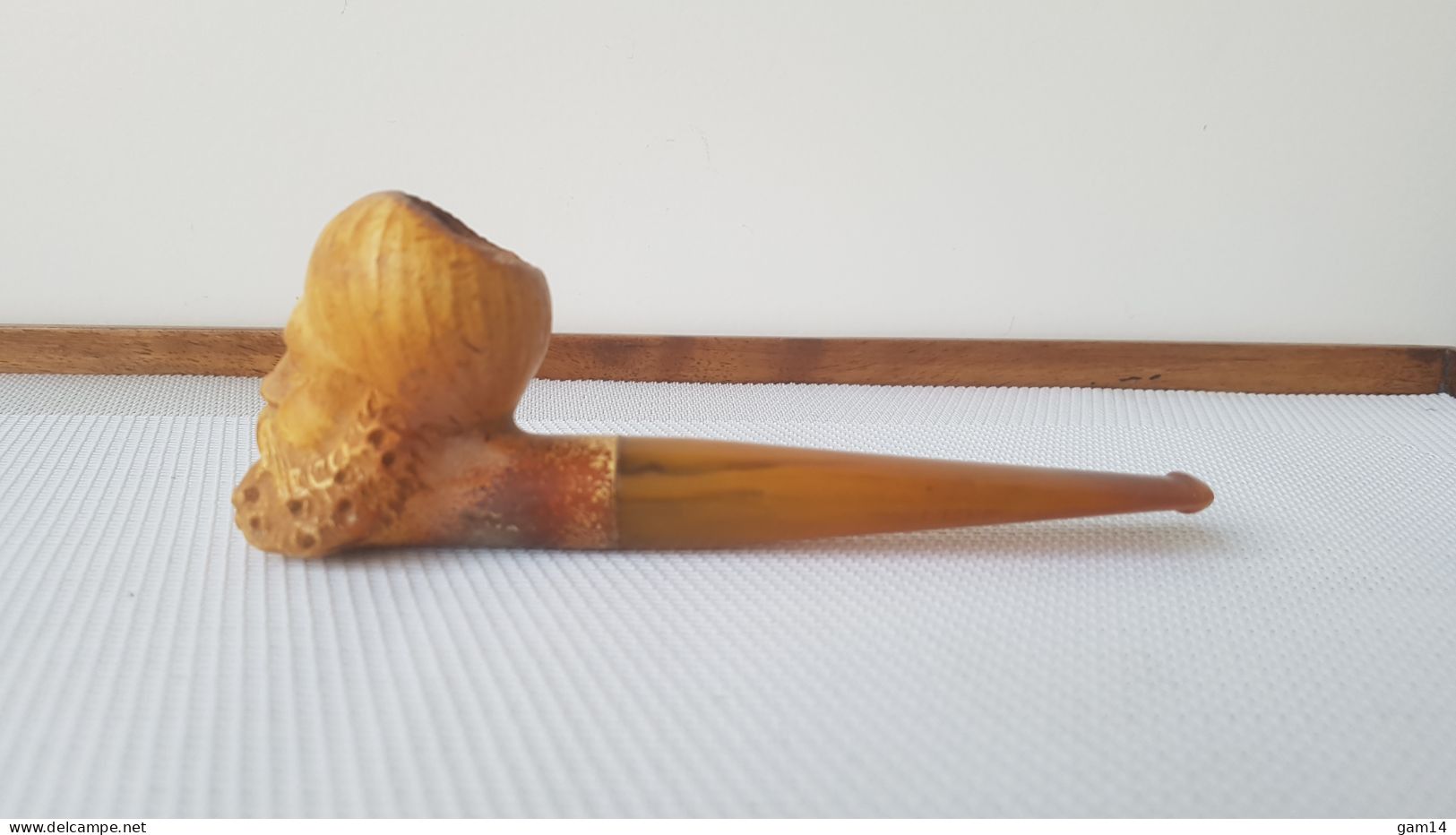 Jolie Pipe Ancienne. Fourneau Finement Sculpté. Bel Objet De Collection - Heather Pipes