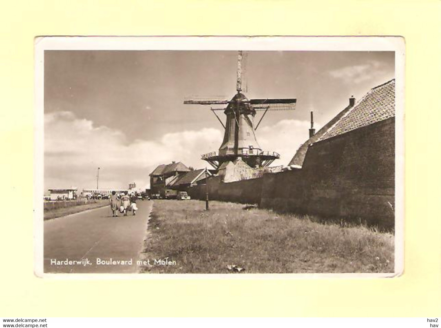 Harderwijk Boulevard Met Molen RY30551 - Harderwijk