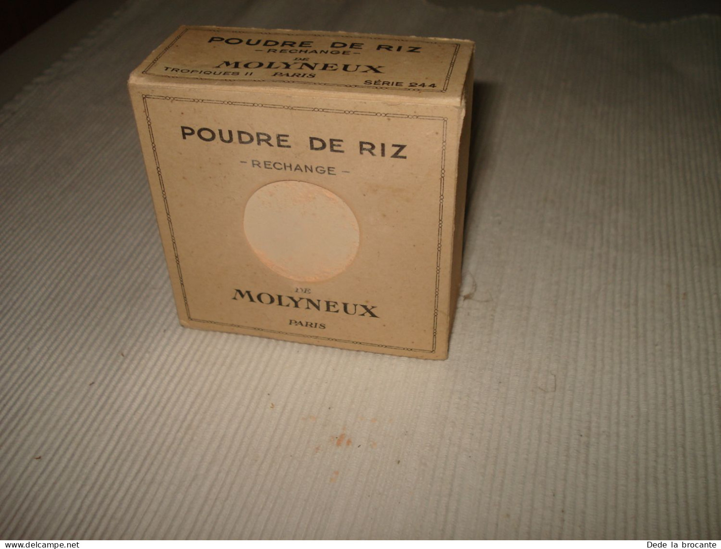 O10 / Poudre De Riz Parfum N° 5 Teinte Tropique 2 - Série 244 - Molyneux  Paris - Damen