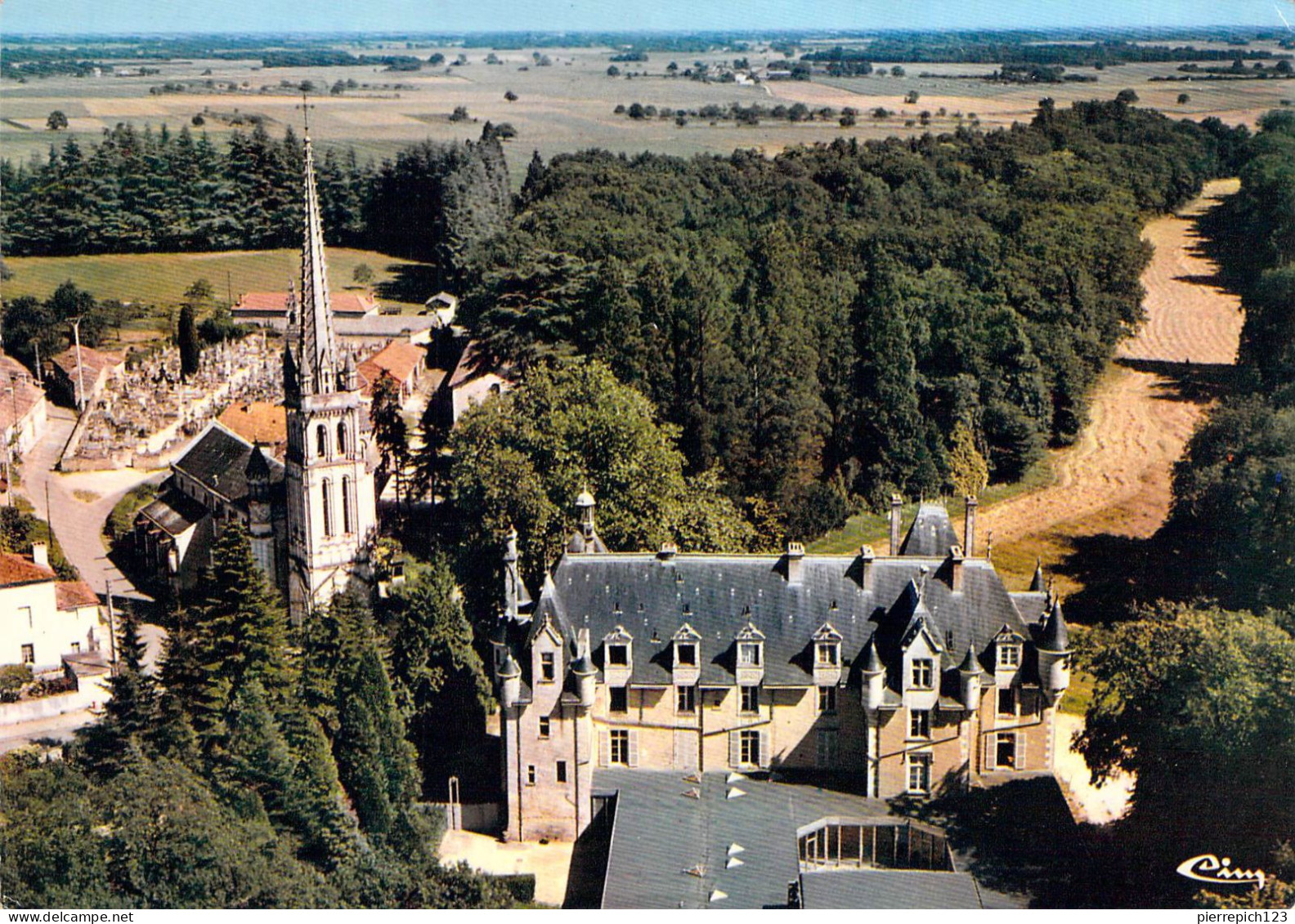 86 - Saint Julien D'Ars - Prieuré De Notre Dame Du Calvaire - Vue Aérienne - Saint Julien L'Ars