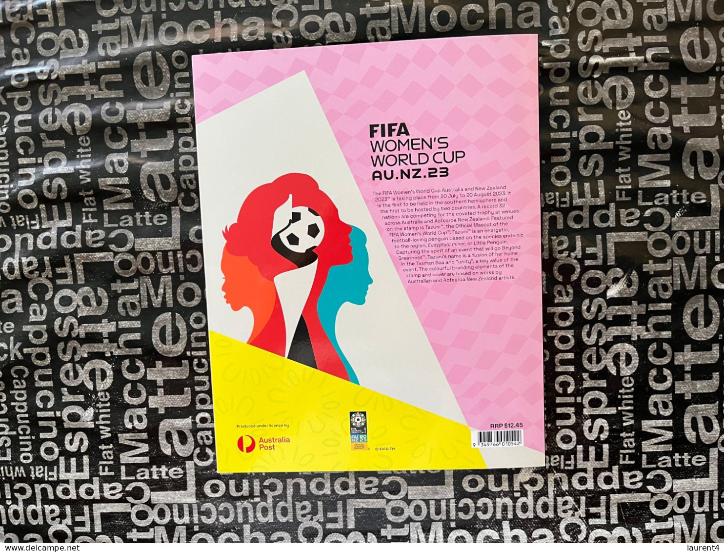 (folder 20-8-2023) Australia Post - FIFA 2023 Folder + Cover TAZUNI Mascot (Presentation Pack + Cover) - Presentation Packs