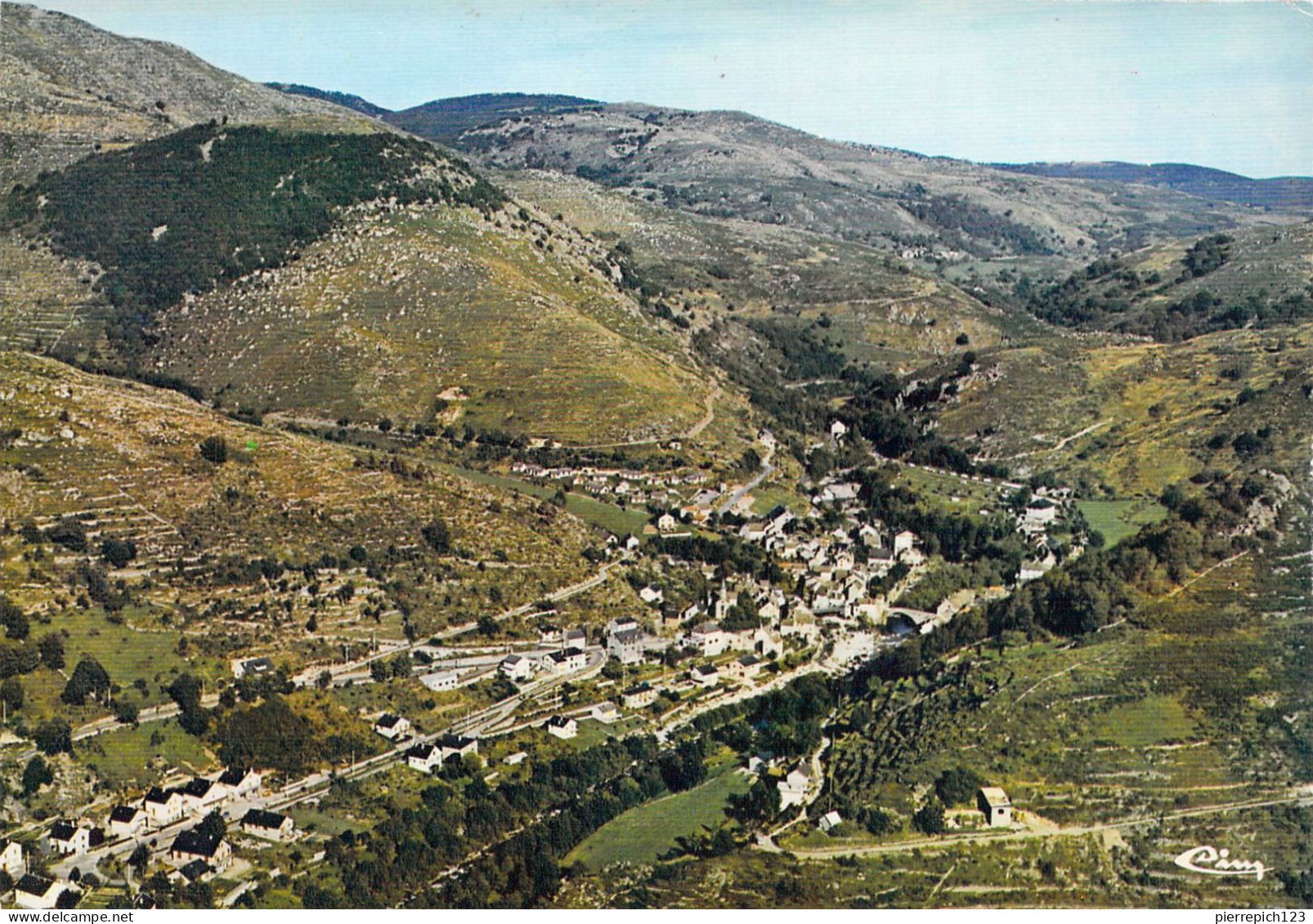 48 - Le Pont De Montvert - Vue Générale Aérienne - Le Pont De Montvert