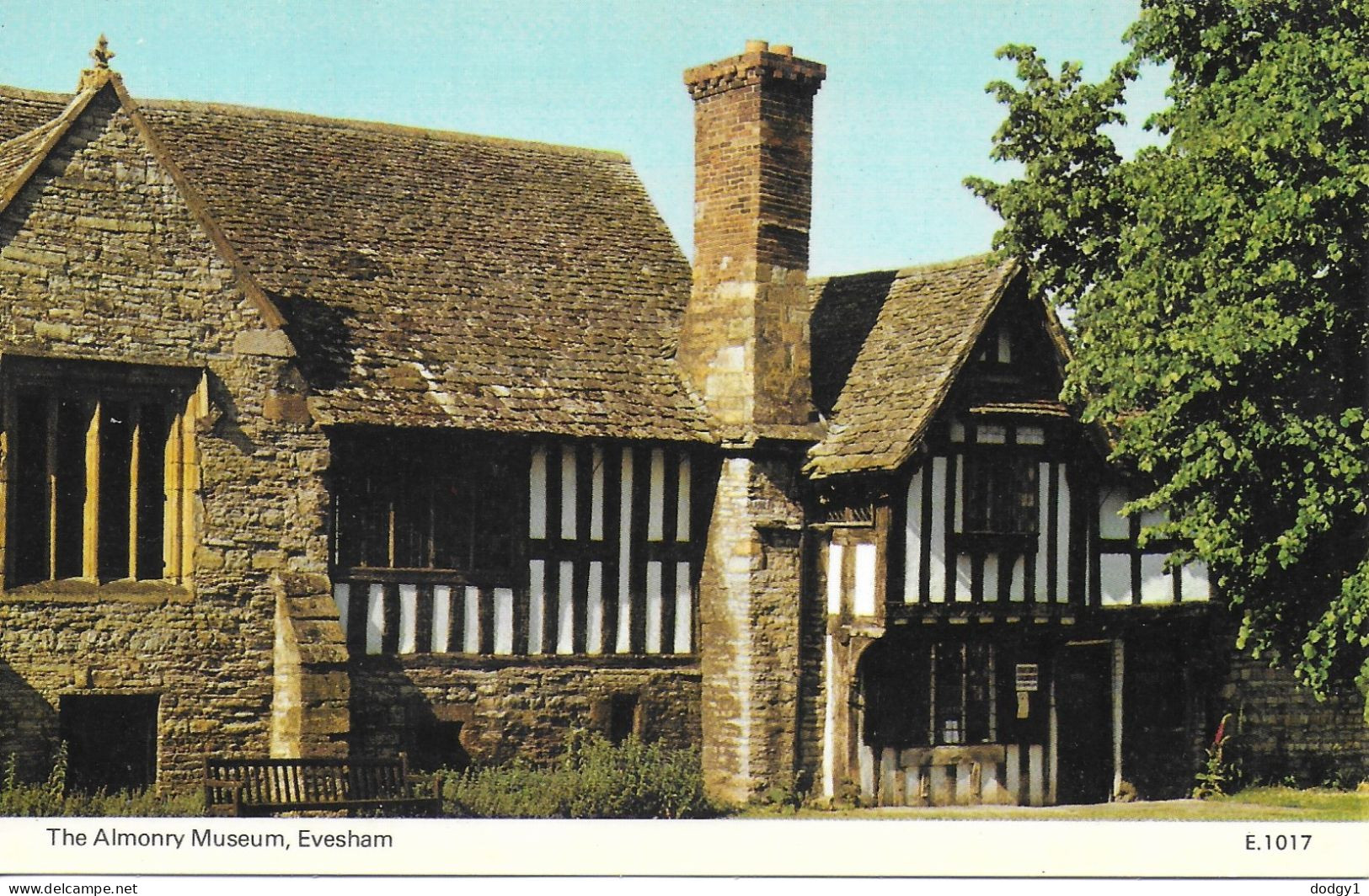 THE ALMONRY MUSEUM, EVESHAM, WORCESTERSHIRE, ENGLAND. UNUSED POSTCARD   Wt1 - Evesham