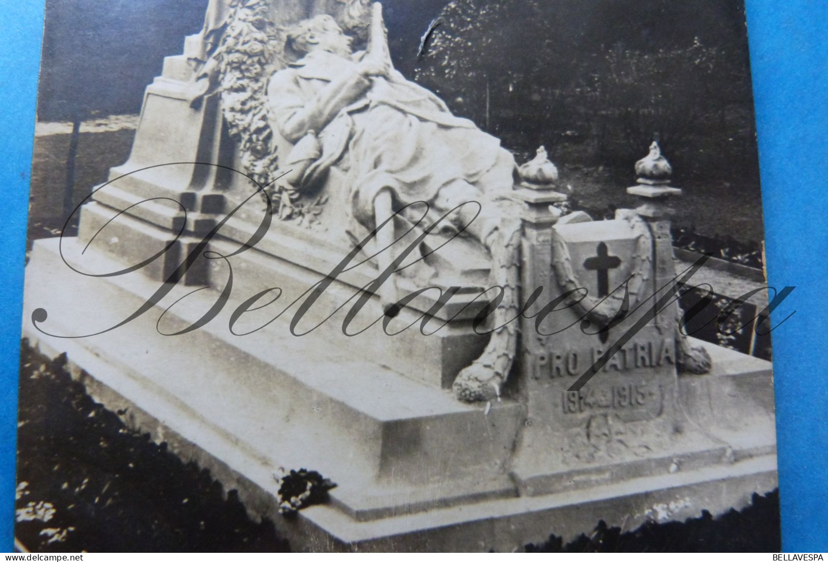 Pro Patria 1914-1915 Voor Vaderland Dubbel Kruis Symbool Op Beschermheilige Lauwerkrans Foto Arthur Charlien Etterbeek - Patriottiche