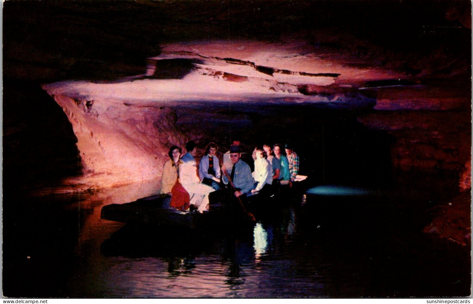 Kentucky Mammoth Cave Boat Ride On Echo Lake - Mammoth Cave