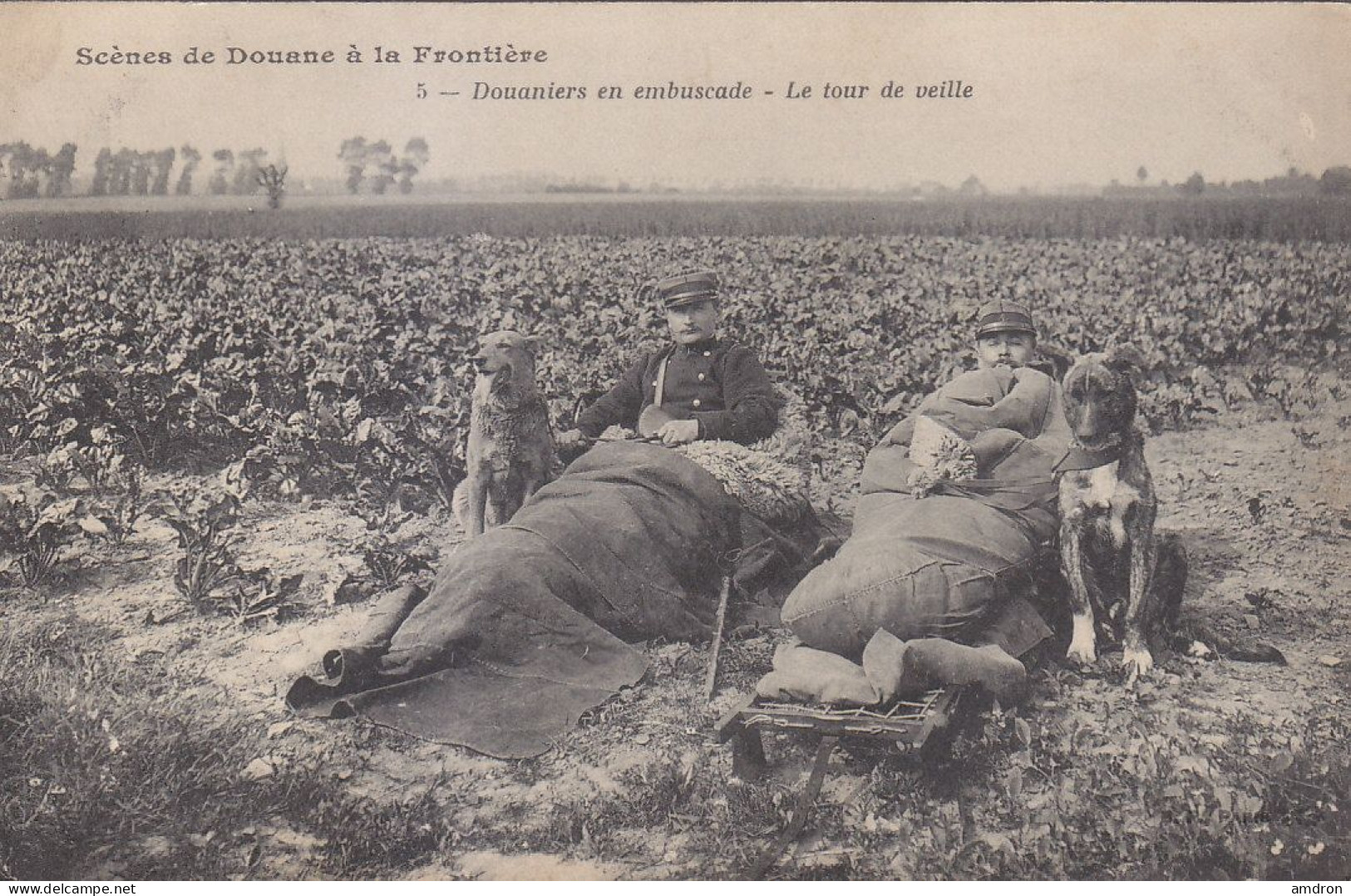 (r) Douaniers En Embuscade - Le Tour De Veille - Douane