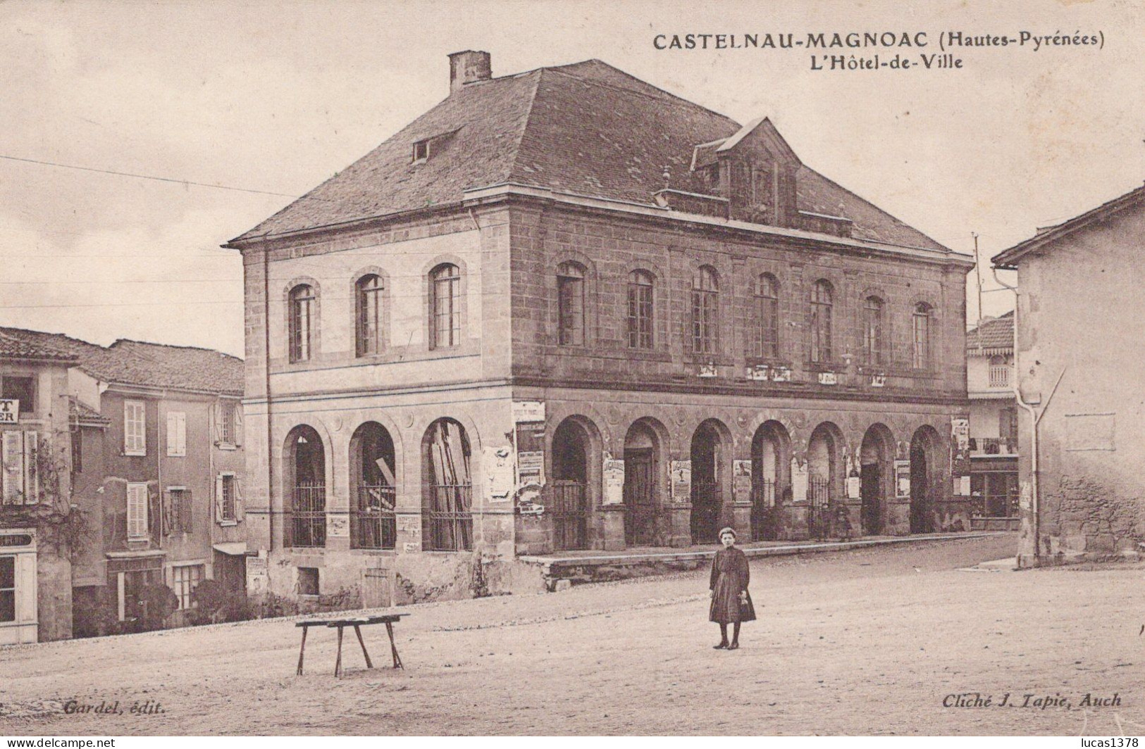 65 / CASTELNAU MAGNOAC / L HOTEL DE VILLE / ANIMEE - Castelnau Magnoac