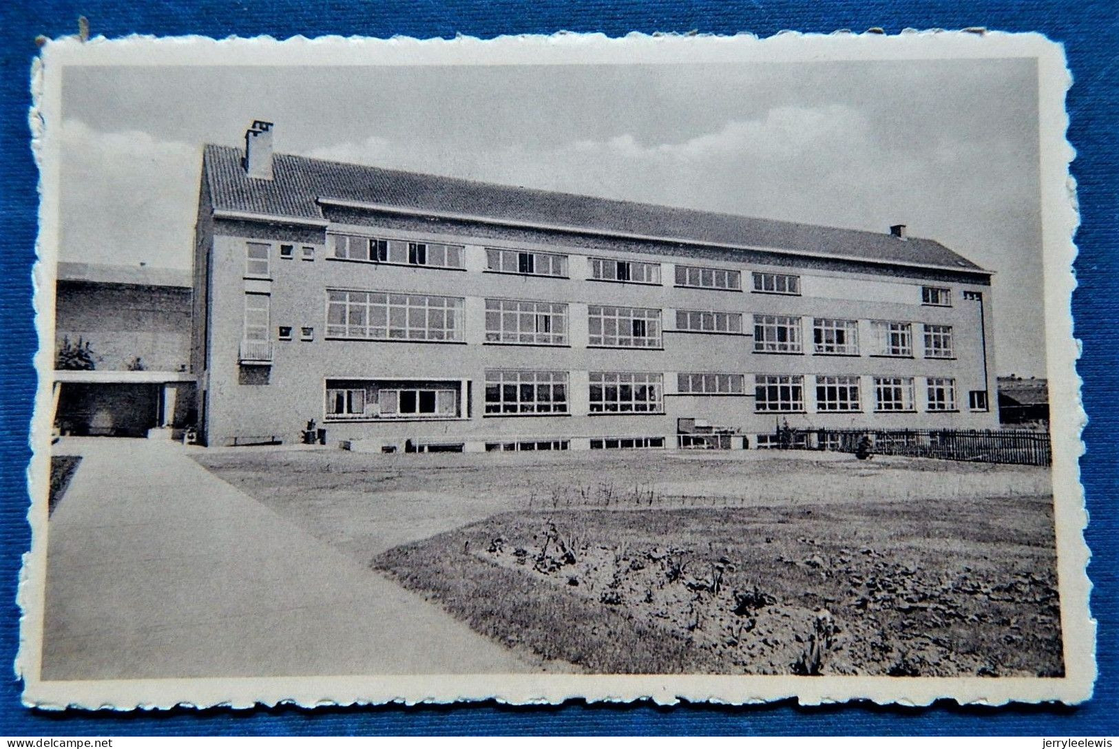 LA LOUVIERE  -     Institut Des Filles De Marie -  Ecole Professionnelle - La Louvière