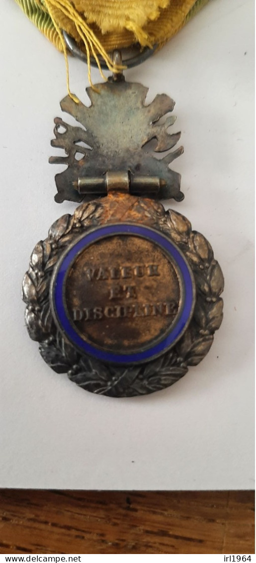 Médaille Militaire De La Valeur Et Discipline Armée Française - Sonstige & Ohne Zuordnung