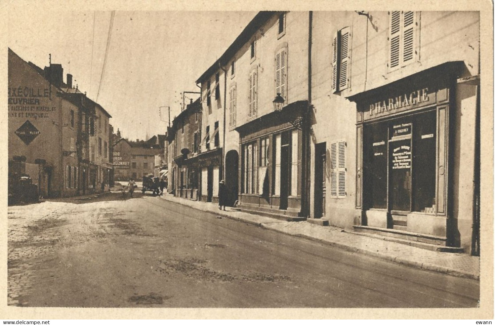 CPA - Jussey - Rue Gambetta (Pharmacie) - Jussey