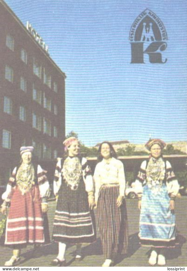 Pocket Calendar, Estonian Insurance, Ladies Wearing National Costumes, 1989 - Small : 1981-90