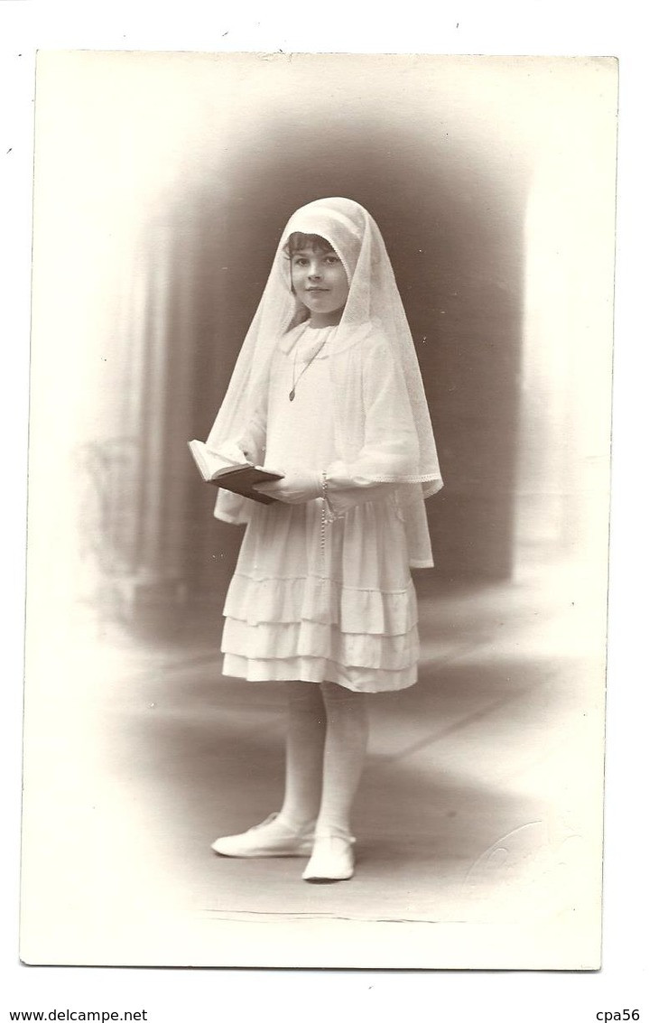 COMMUNIANTE - CARTE PHOTO - Beau Cliché  (vers 1910) - Vente Directe X - Communion
