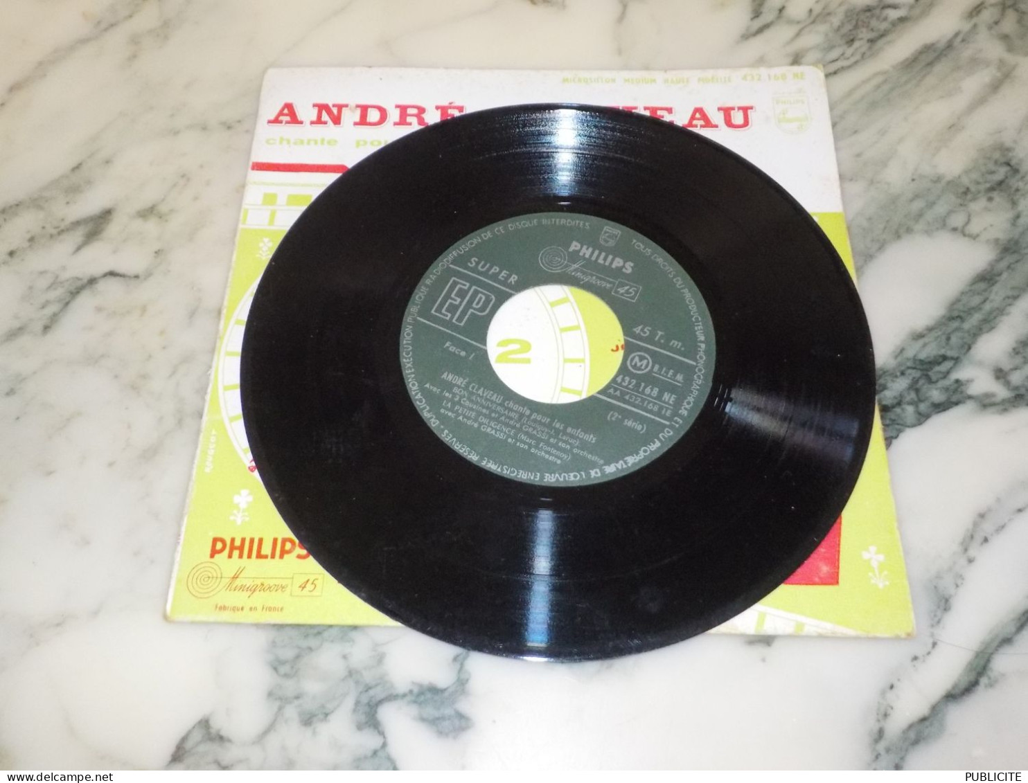 45 TOURS  ANDRE CLAVEAU CHANTE POUR LES ENFANTS 1960 - Comiques, Cabaret