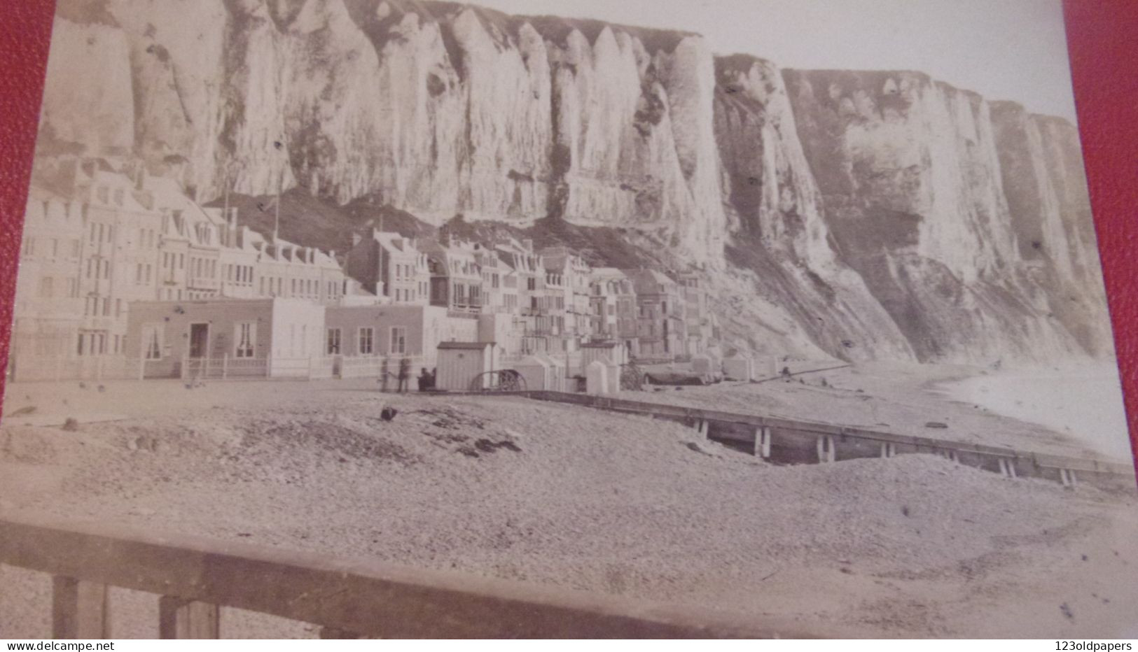 Photo Ancienne 14 / 11 CM  - LE TREPORT - Superbe Cliché VERS 1880 FALAISES PLAGE VILLAS PAR E HACLON TREPORT - Anciennes (Av. 1900)