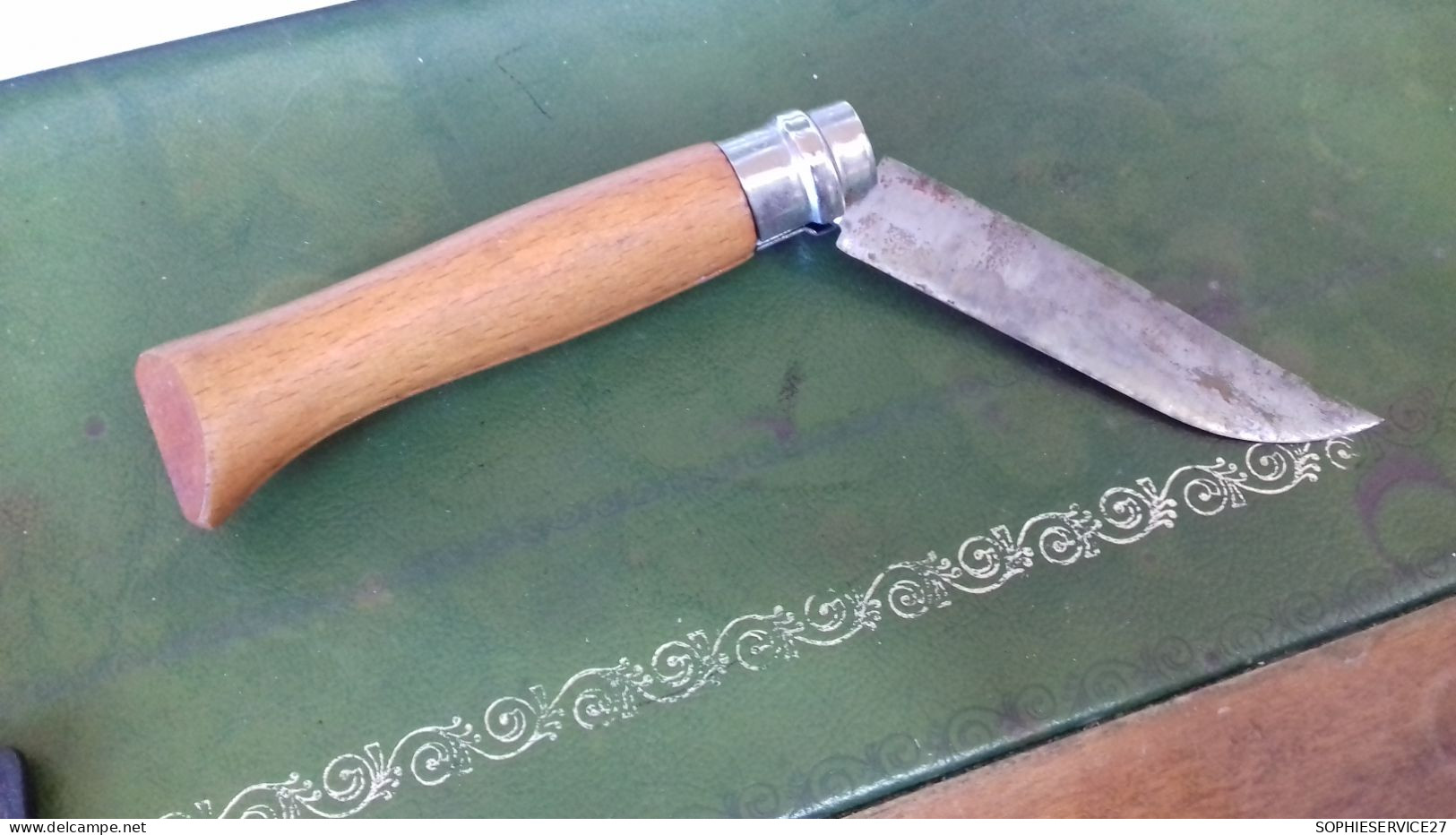 B4/ COUTEAU OPINEL N°8 VIROBLOC GROUPAMA RHONE ALPES - Messen