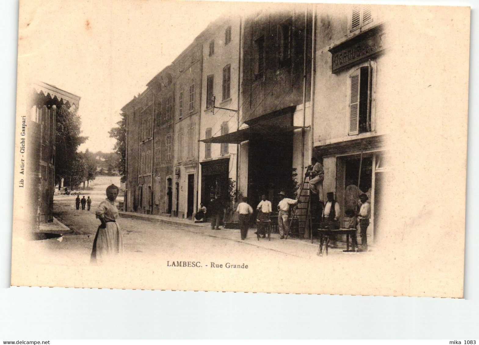 13 - Lambesc - Rue Grande - Lambesc