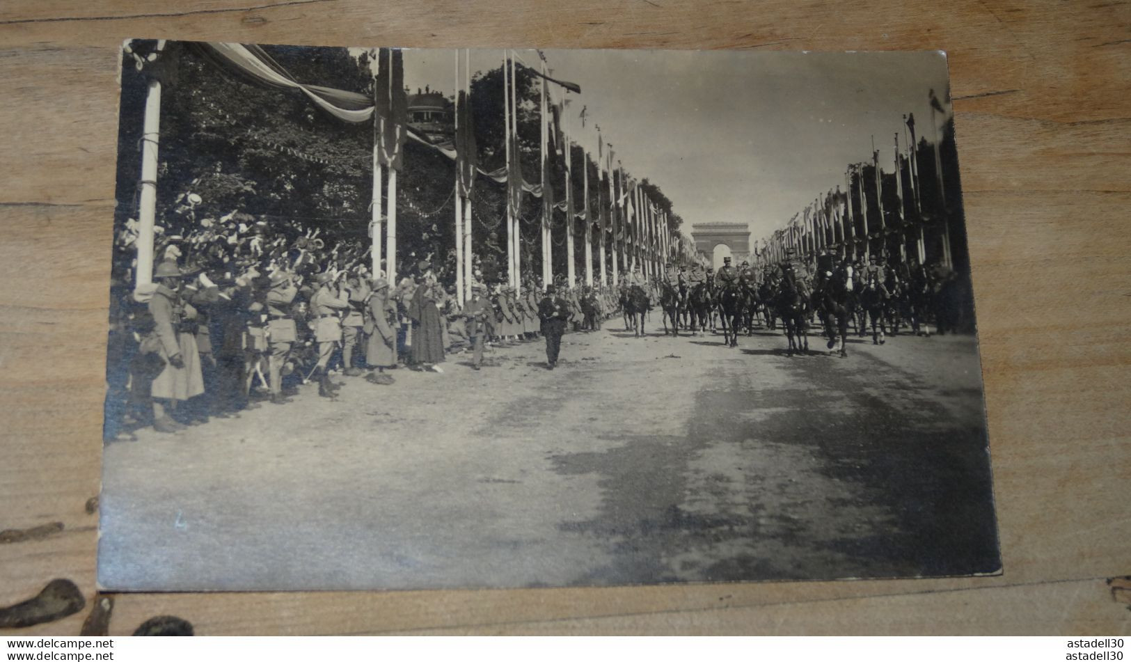 Carte Photo PARIS : Souvenir Du 14 Juillet 1919 ............ S-11451 - Ohne Zuordnung