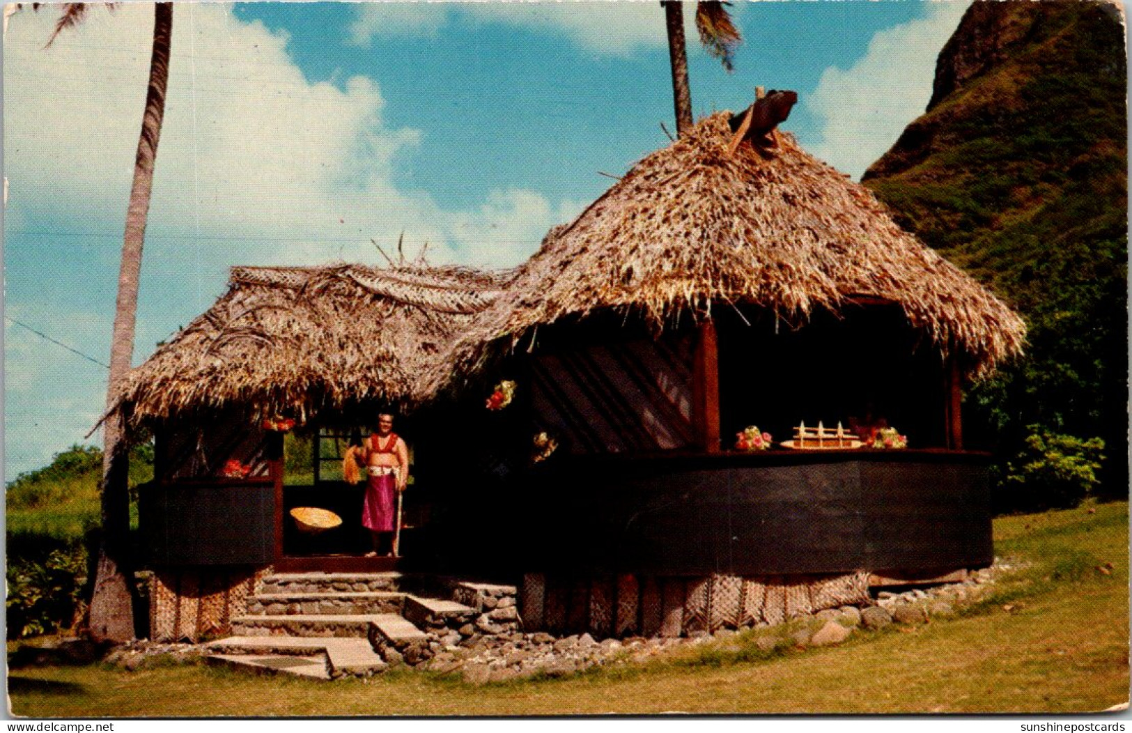 Hawaii Oahu Samoan Royalty In Front Of His Palm Thatched Hut 1958 - Oahu