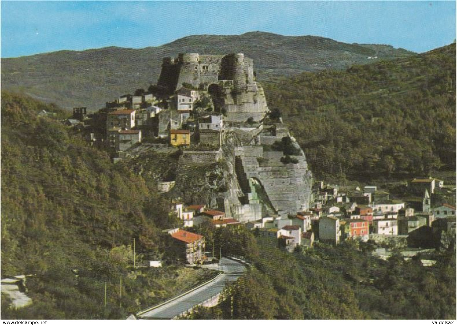 CERRO AL VOLTURNO - ISERNIA - PANORAMA CON IL CASTELLO - Isernia