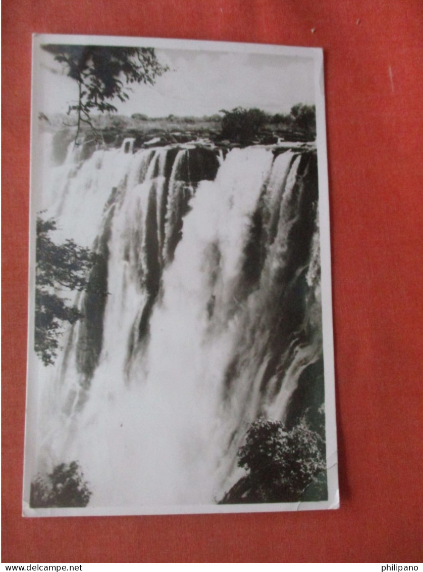 RPPC. Rhodesia  Victoria Falls  Ref 6165 - - Zimbabwe