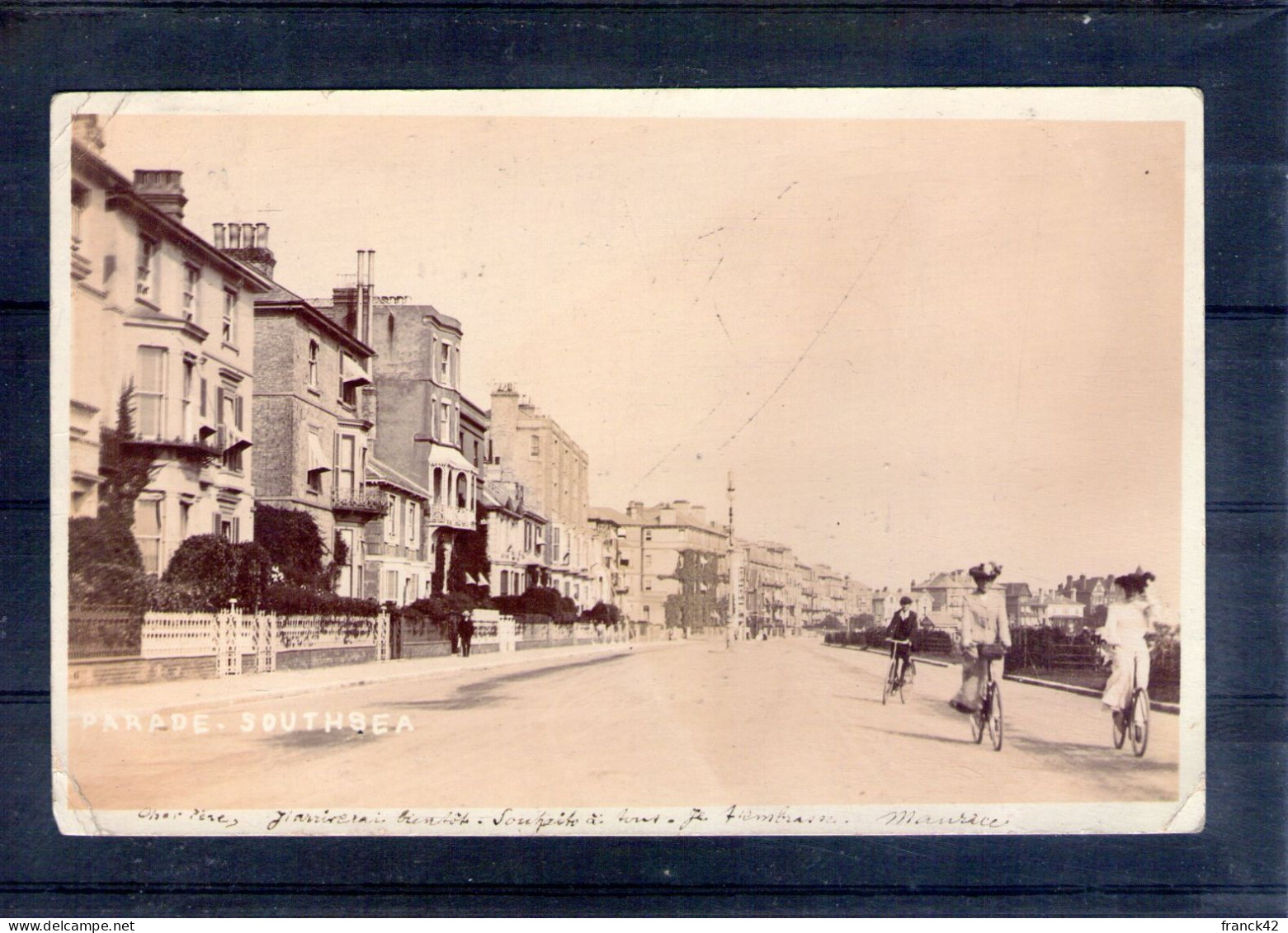 Angleterre. Southsea Parade. Coins émoussés - Southsea