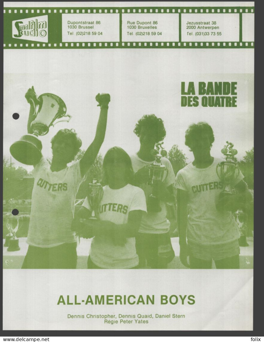 All-American Boys - Quarto 22 X 28 Cm Smalfilm Studio Promotional Poster / Affiche With Synopsis - Affiches & Posters