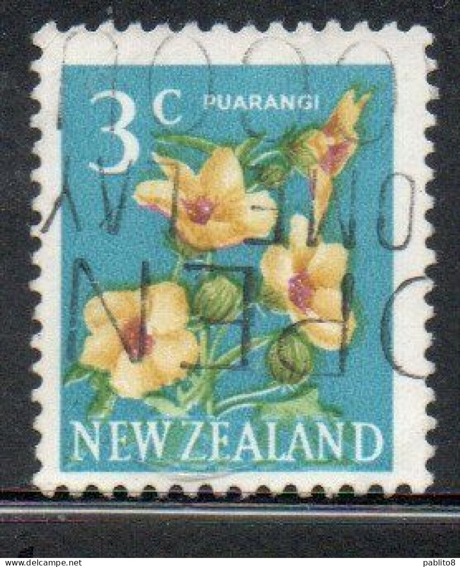 NEW ZEALAND NUOVA ZELANDA 1967 1970 FLORA HIBISCUS FLOWER 3c USED USATO OBLITERE' - Gebraucht