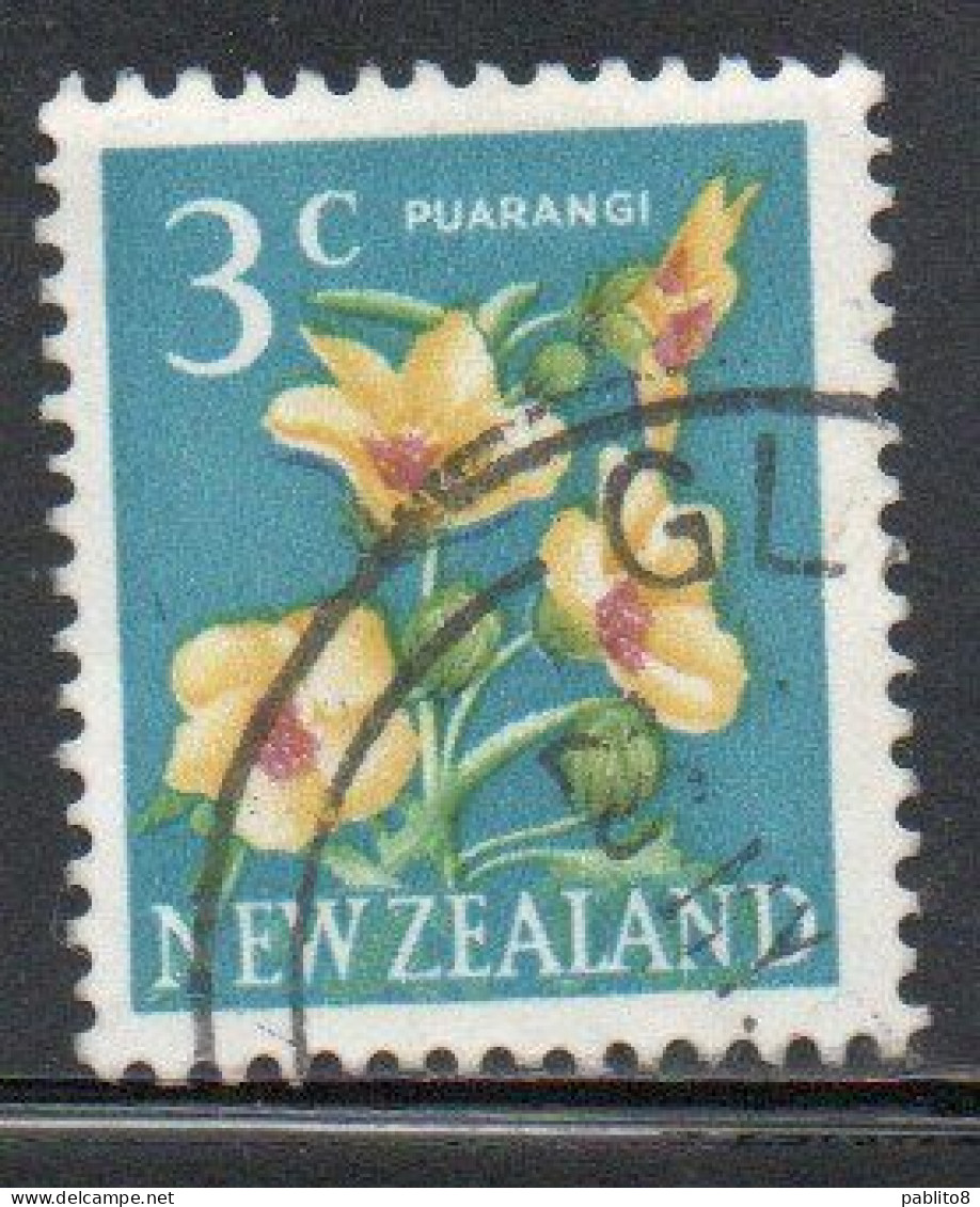 NEW ZEALAND NUOVA ZELANDA 1967 1970 FLORA HIBISCUS FLOWER 3c USED USATO OBLITERE' - Gebraucht