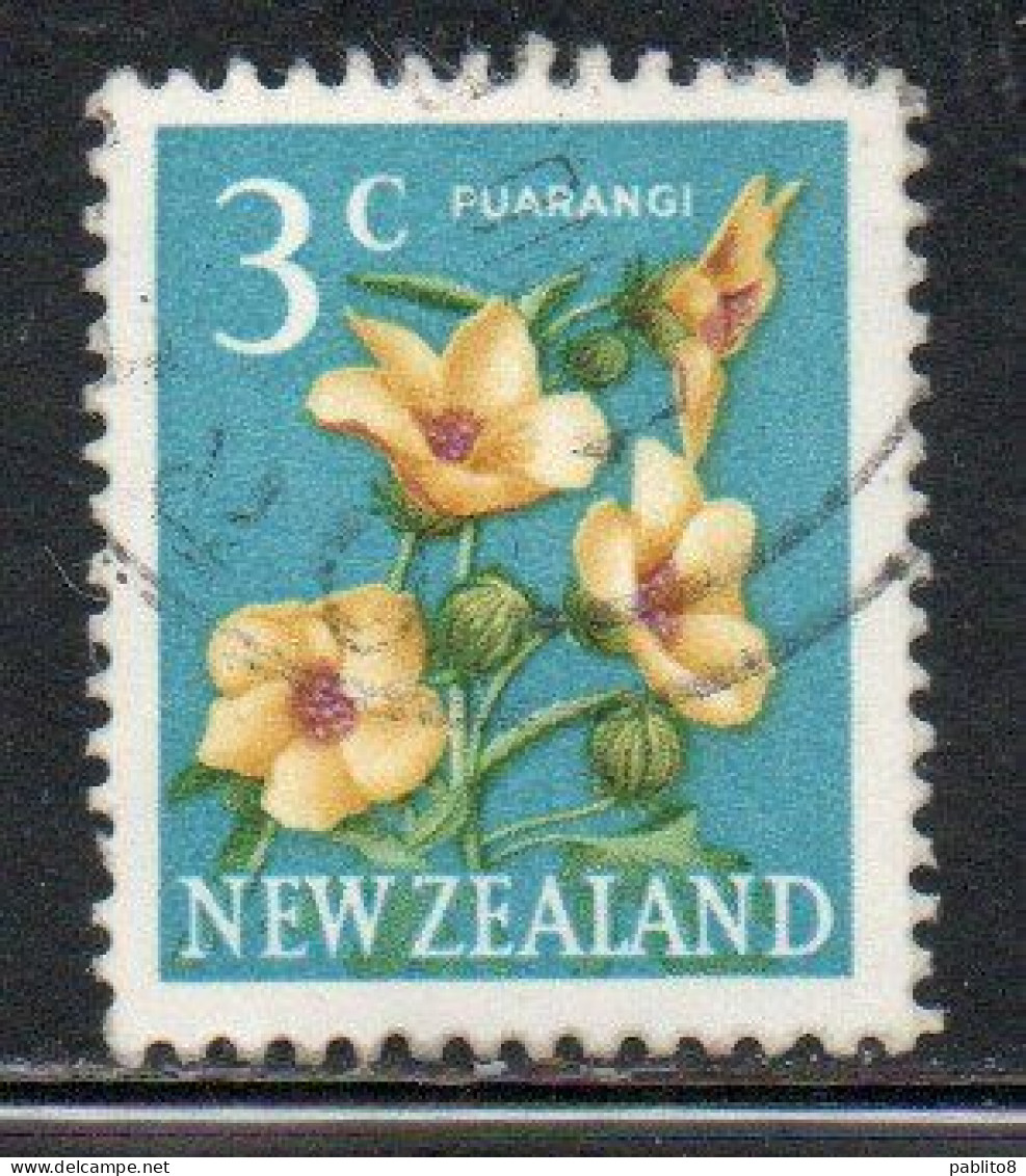 NEW ZEALAND NUOVA ZELANDA 1967 1970 FLORA HIBISCUS FLOWER 3c USED USATO OBLITERE' - Gebraucht