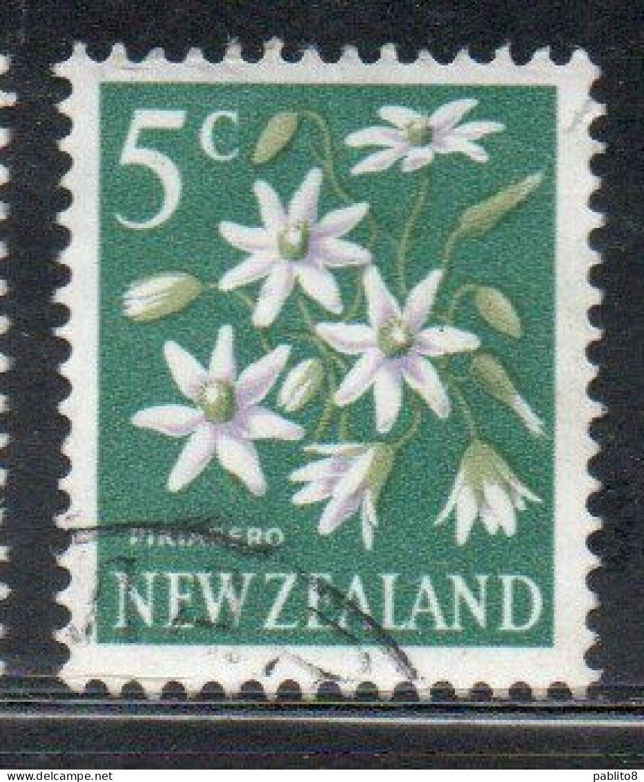 NEW ZEALAND NUOVA ZELANDA 1967 1970 FLORA CLEMATIS FLOWER 5c USED USATO OBLITERE' - Used Stamps