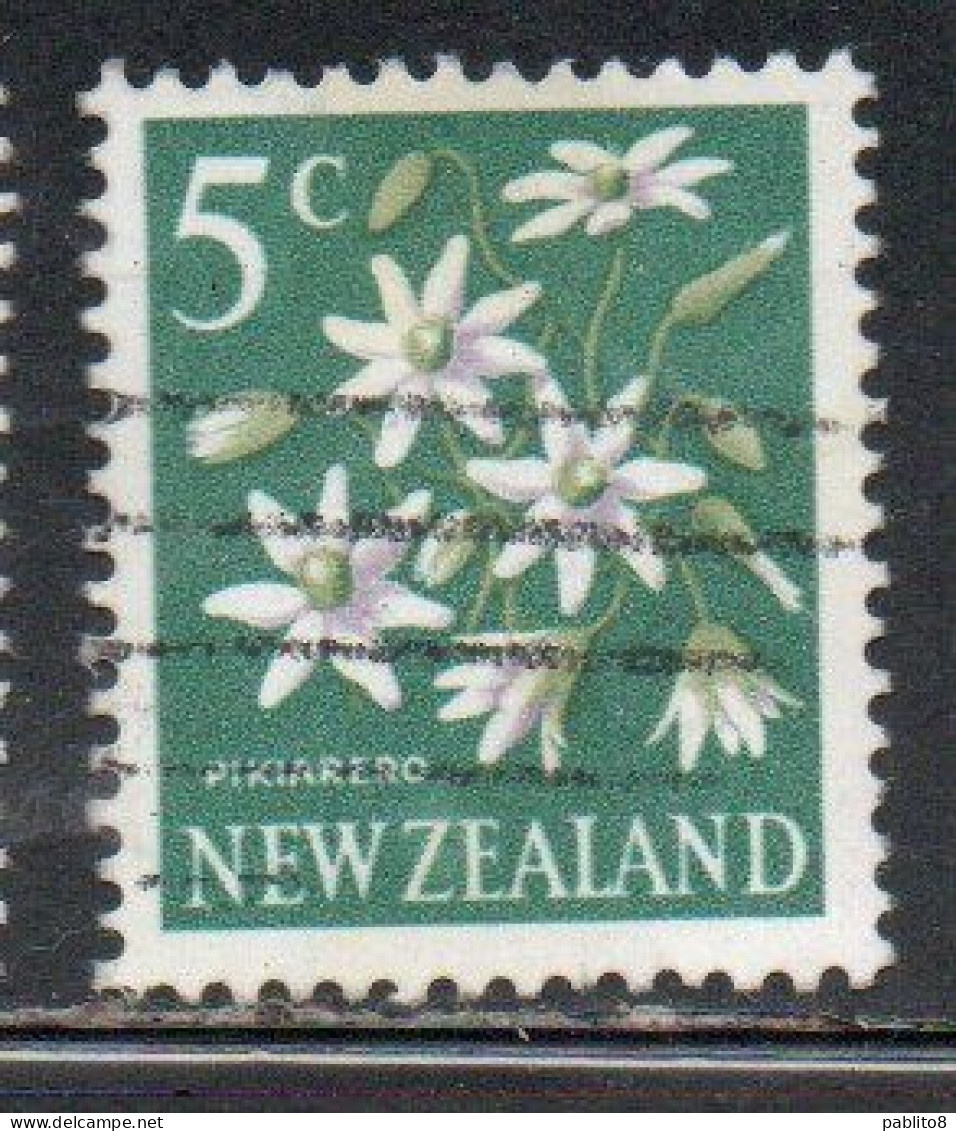 NEW ZEALAND NUOVA ZELANDA 1967 1970 FLORA CLEMATIS FLOWER 5c USED USATO OBLITERE' - Used Stamps