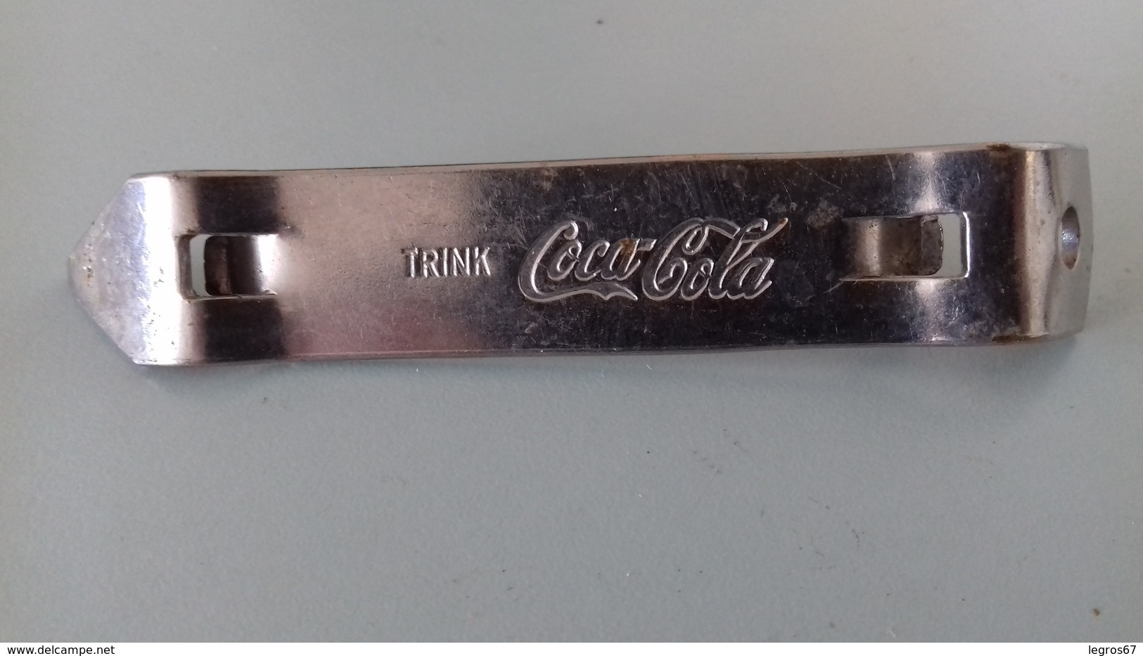 DECAPSULEUR COCA COLA - 9.5 CM - Flaschenöffner