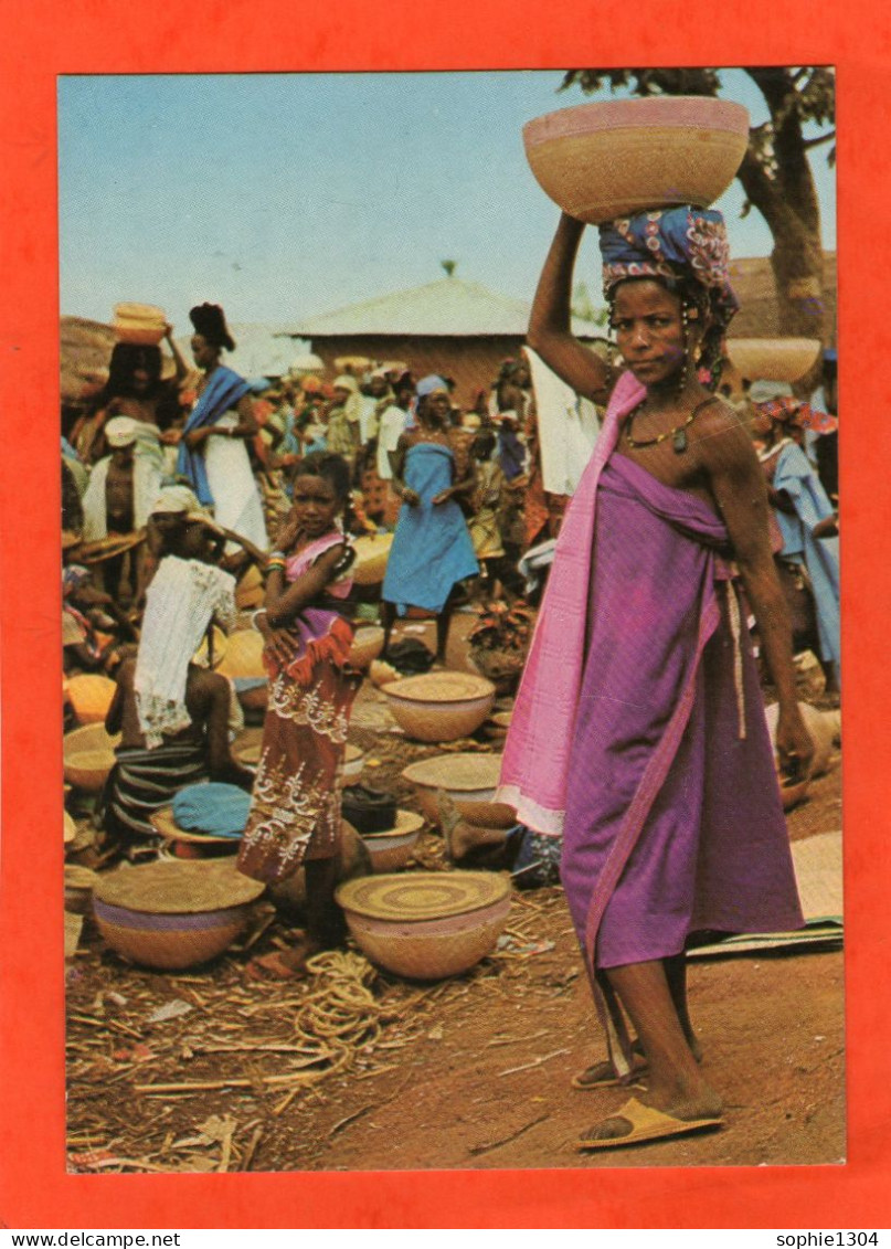 Market Day In A Village  ,Northern - Nigeria - - Afrika