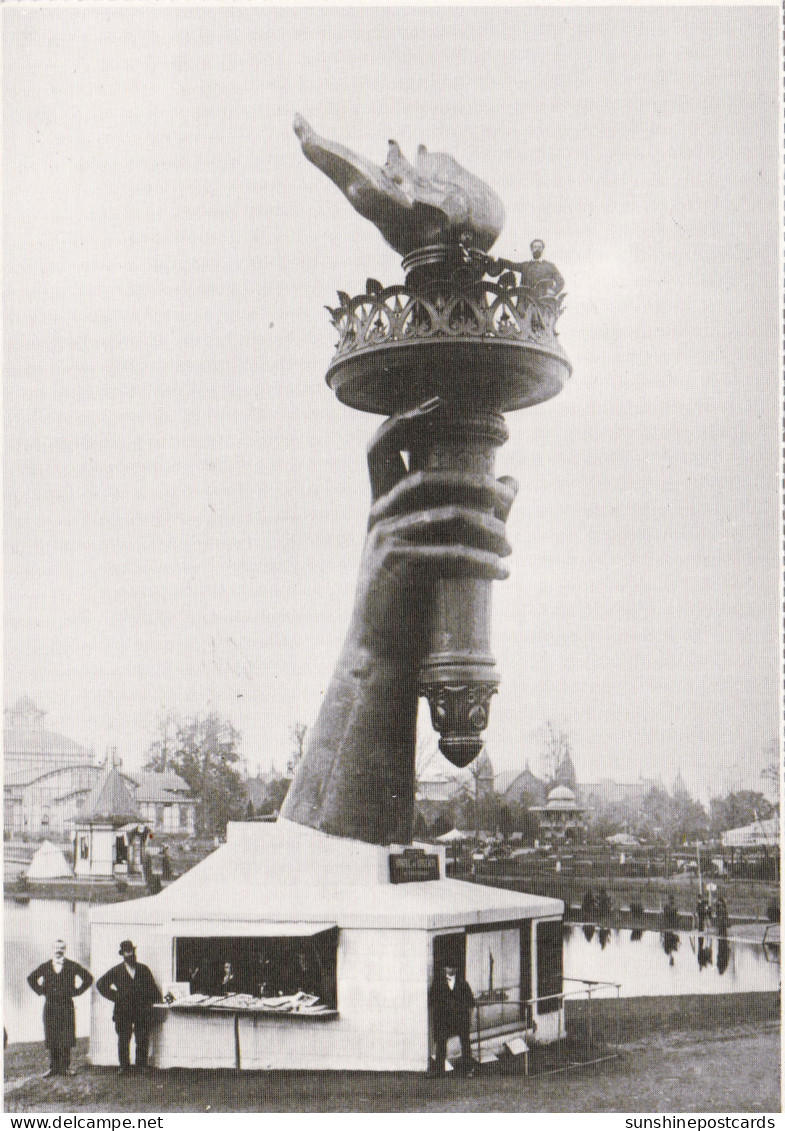 New York City Statue Of LIberty Hand And Torch At The Philadelphia Centennial Exposition 1876 - Statue De La Liberté
