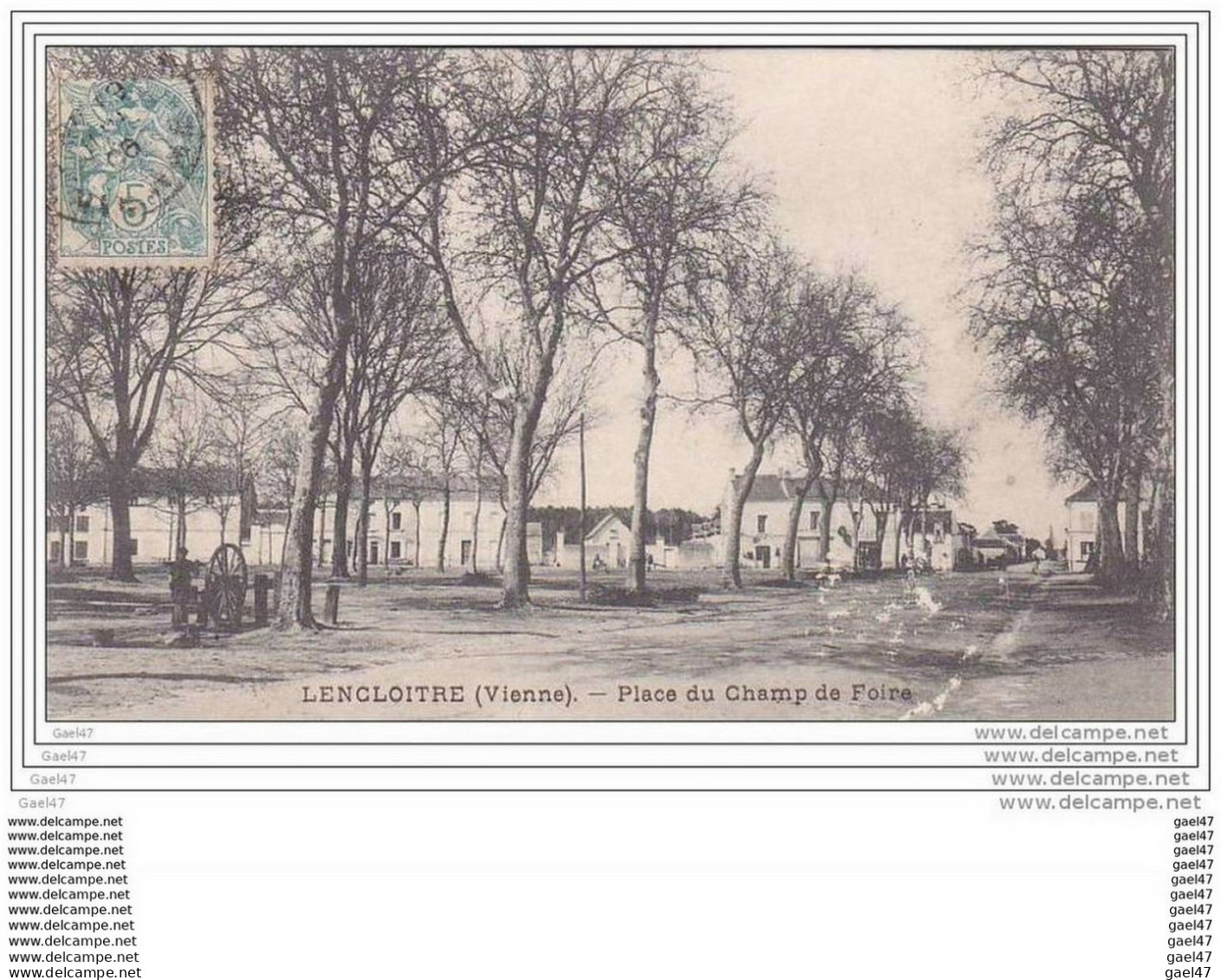 Cpa   Réf-J.P125  (  Dép 86 )   La Place Du Champ De Foire à  LENCLOITRE  """"  Année 1906 """ - Lencloitre