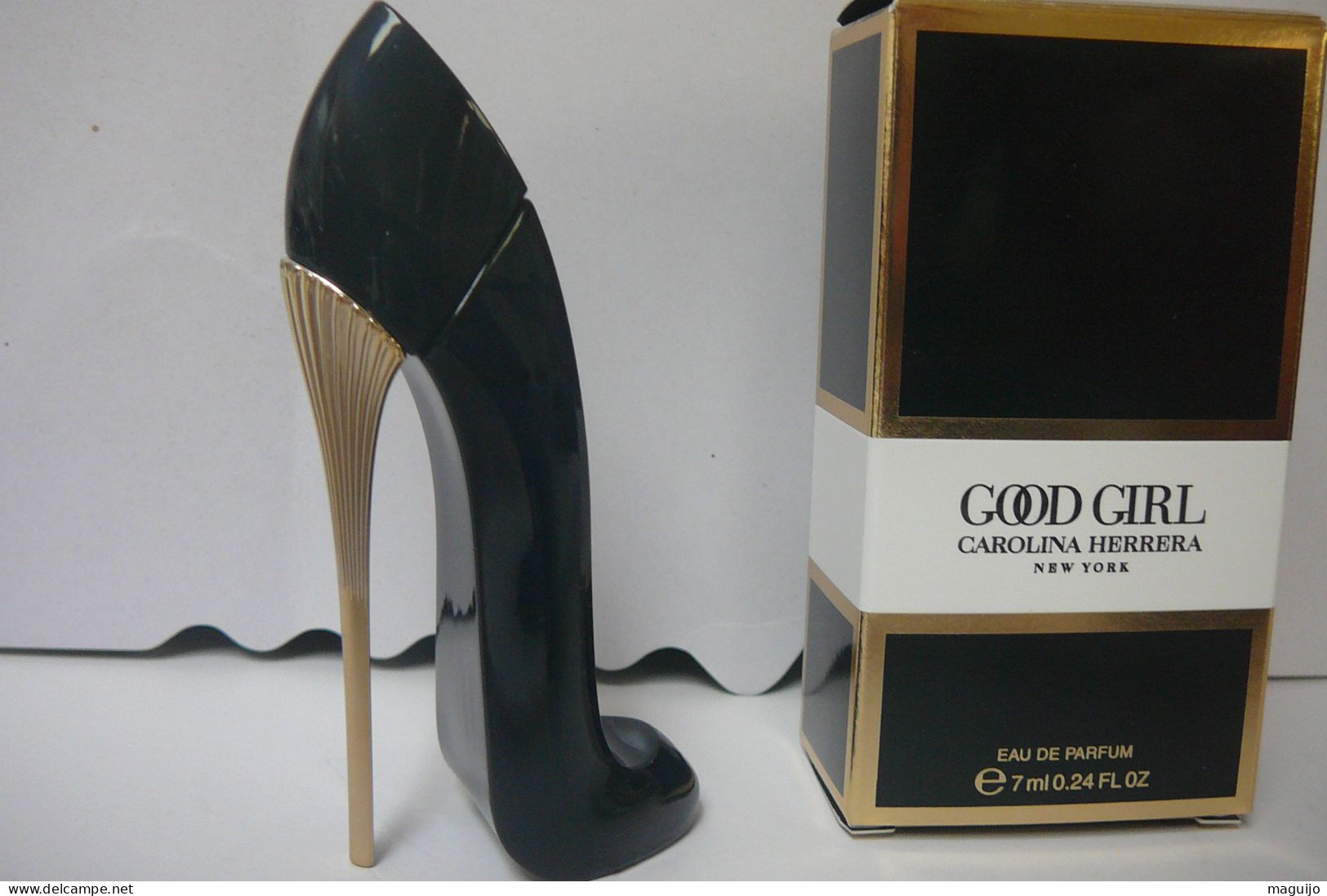 Carolina Herrera Good Girl Perfume For Women Miniature Collectible, 0.24 Oz  