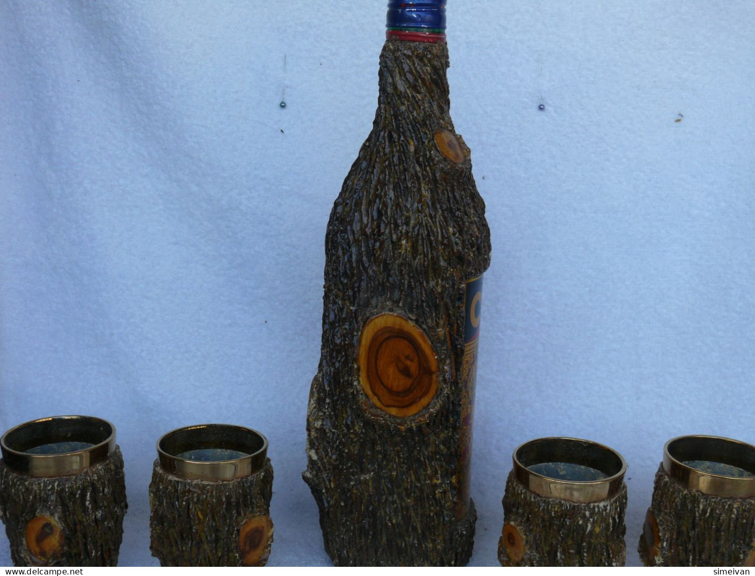 Vintage CINZANO Rosso Bottle and 4 Cups Wood Looking Set REAR #1329