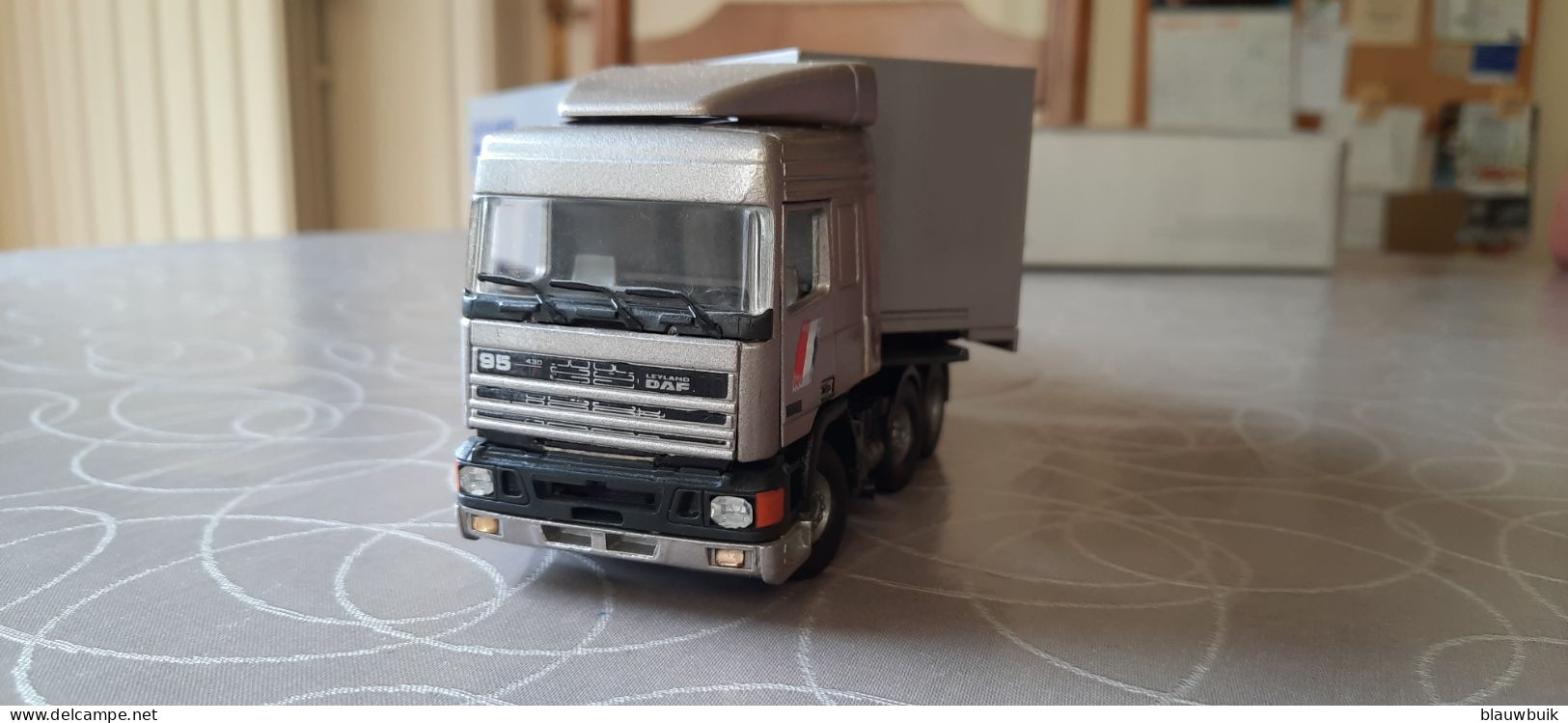 Tekno Leyland/Daf 95 430 Pk Zilveren Trekker Met 3 Assen En Trailer - Camions, Bus Et Construction