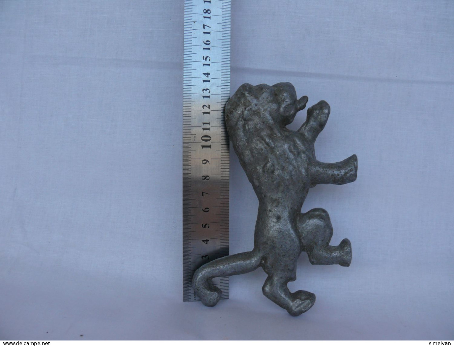 Vintage Lion Metal Casting Application 14cm #1344