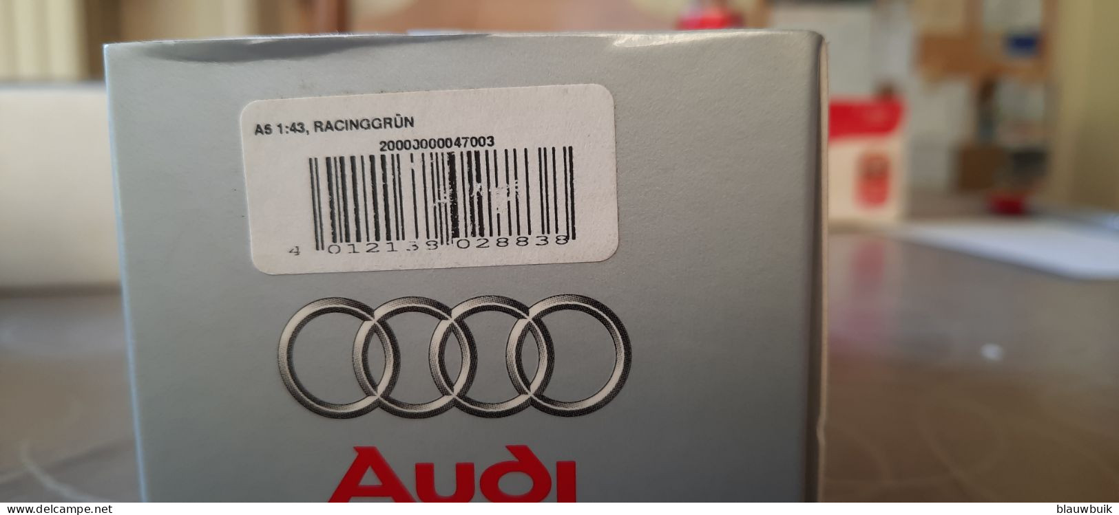 Minichamps Audi A6 (C5) Racinggroen (Audi Reclamemodel) 1:43 - Minichamps