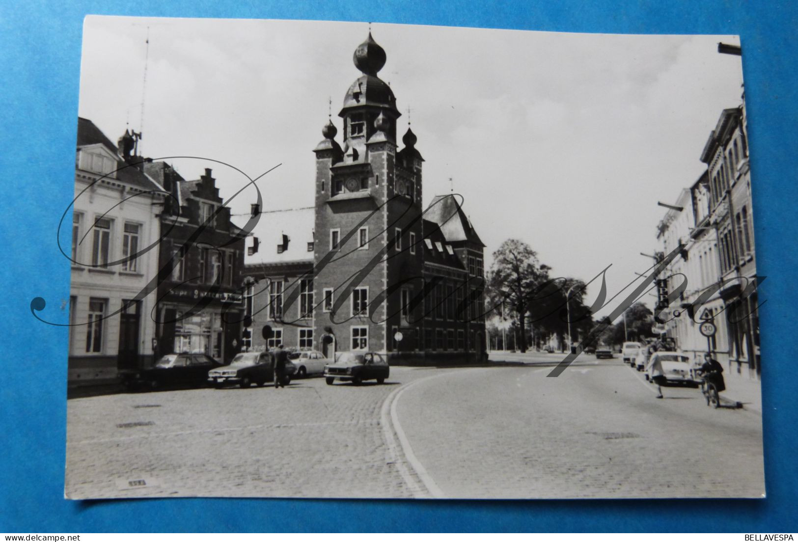 Duffel Gemeentehuis En Kerk Maison Communale Hotel De Ville - Autres & Non Classés