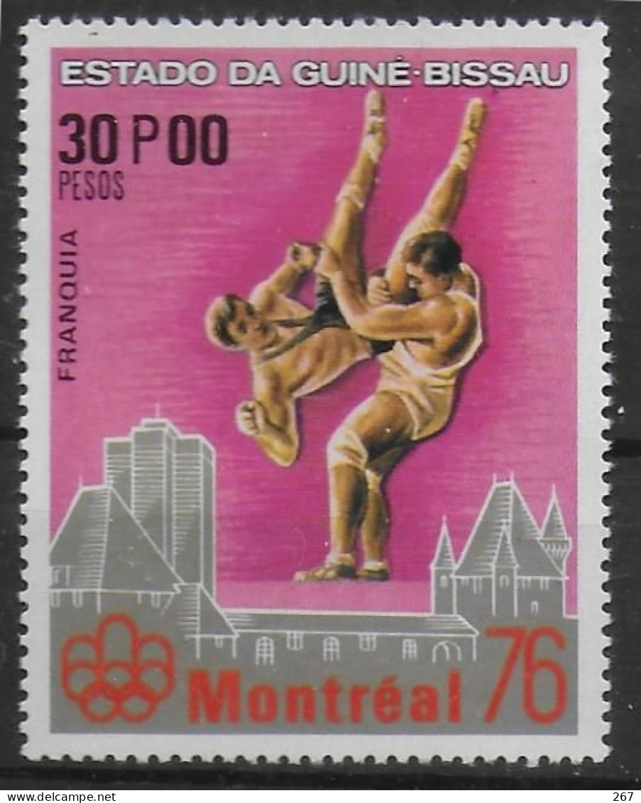 GUINEE  BISSAU  N° 42 * *  Jo 1976  Lutte - Wrestling