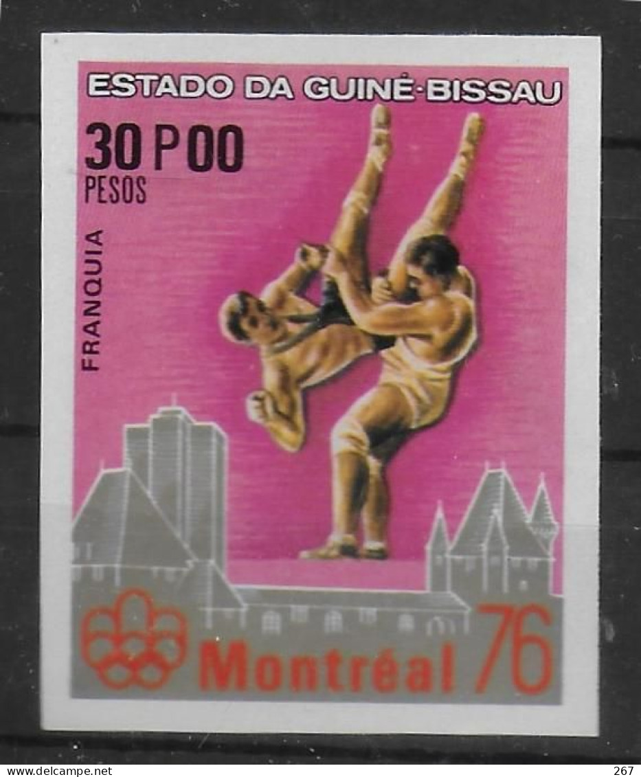 GUINEE  BISSAU  N° 42 * *  NON DENTELE Jo 1976  Lutte - Lutte