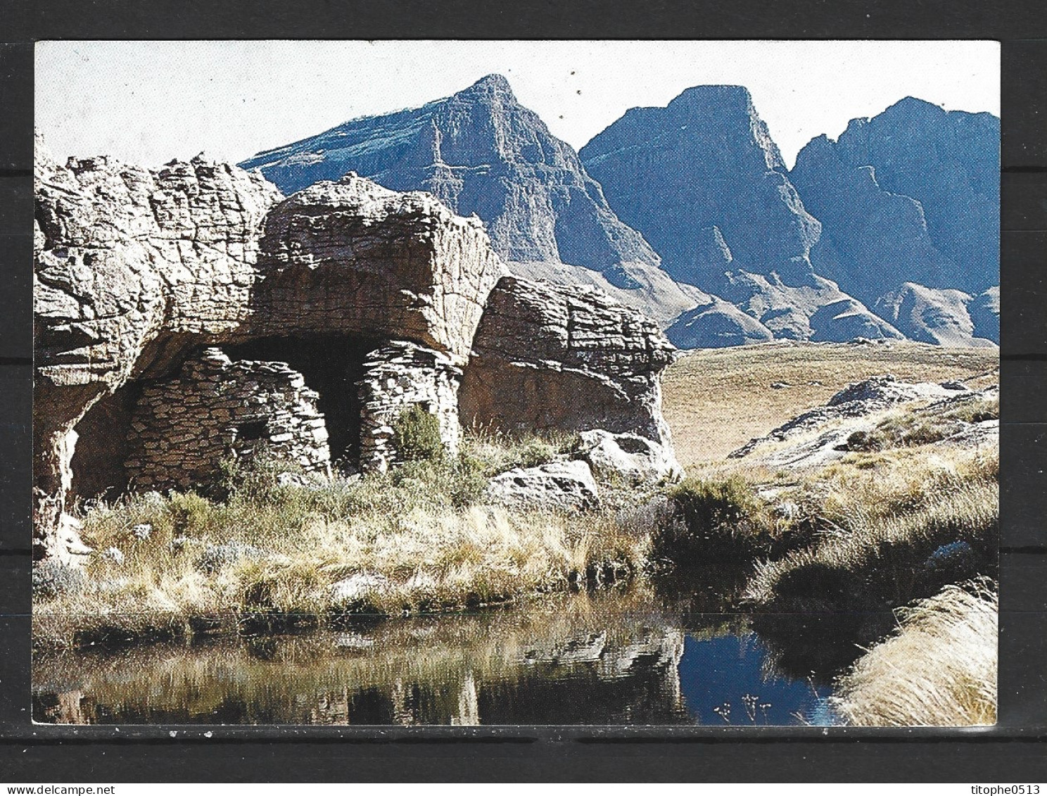 LESOTHO. Carte Postale écrite.  Bushman Hut. - Lesotho
