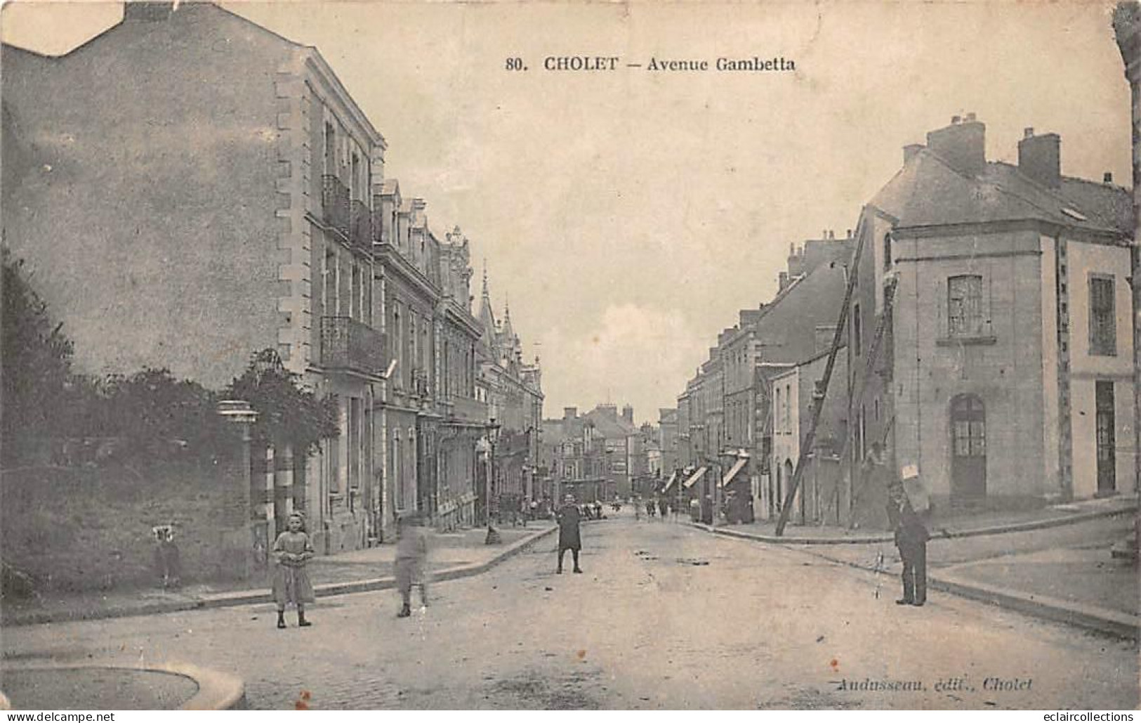 Cholet         49       Lot De 7 Cartes      Rues Et Divers    (Voir Scan) - Cholet