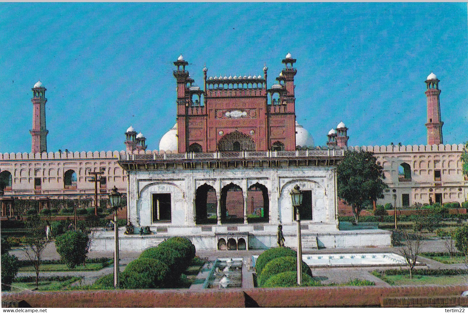 PAKISTAN . BADSHAHI MOSQUE .LAHORE - Pakistan